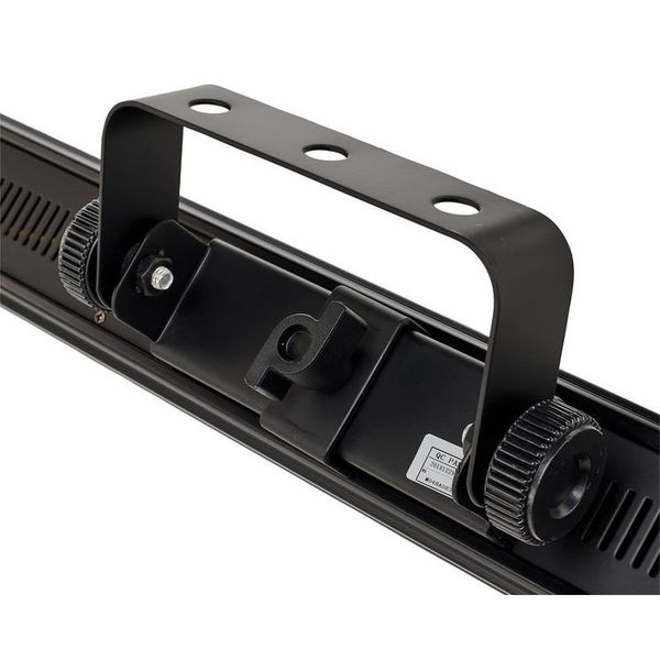Stairville Show Bar TriLED 18x3W R Bundle