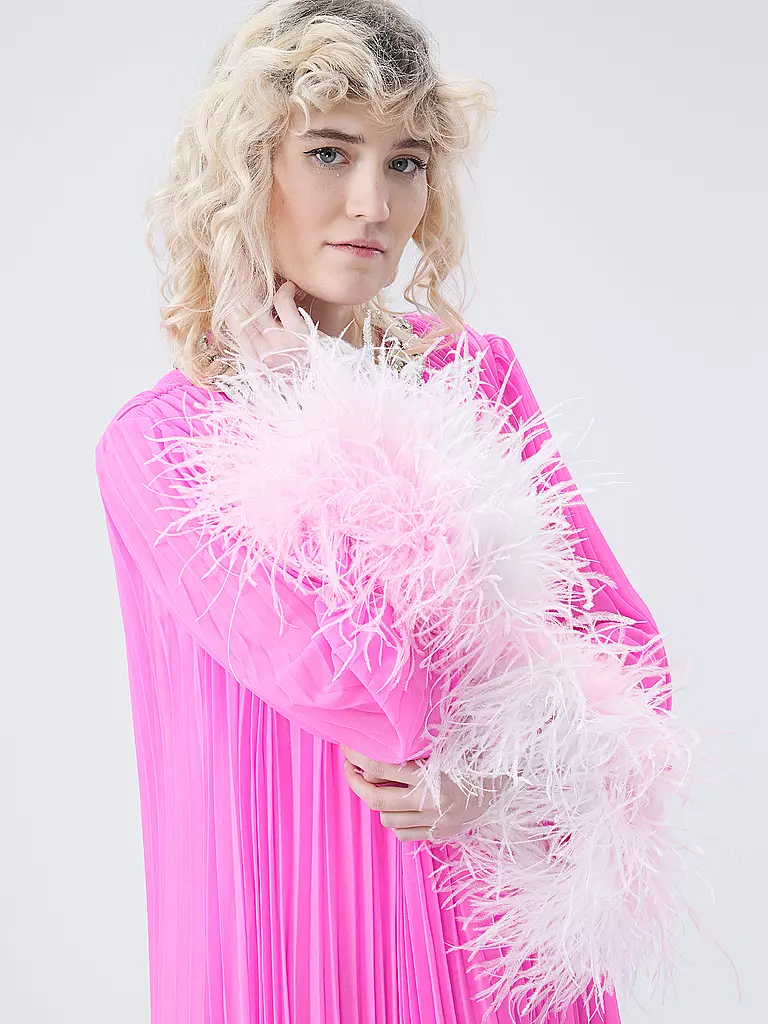 SELF-PORTRAIT Abendkleid  pink