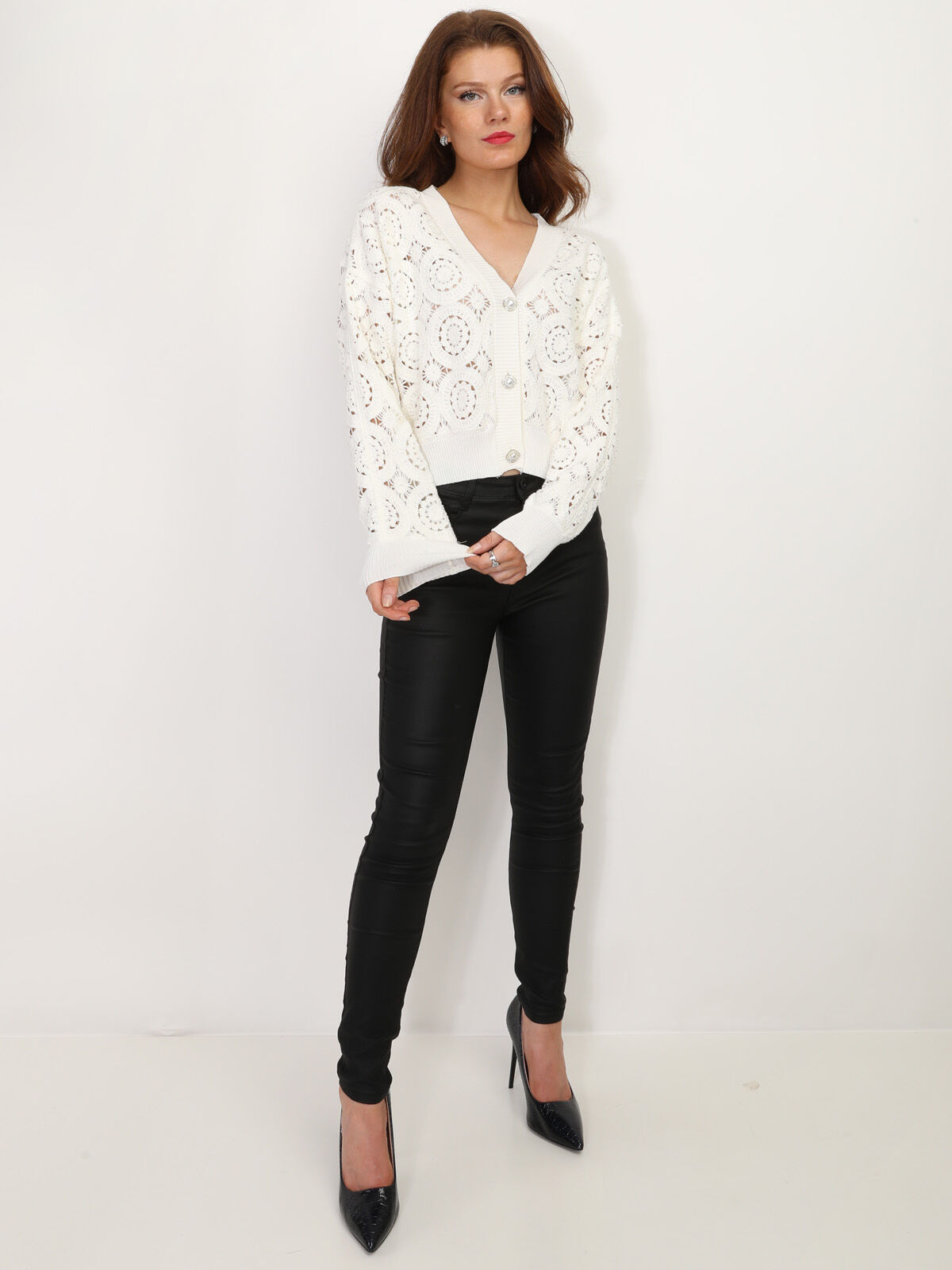 Gilet court crochet à boutons nacrés- Blanc