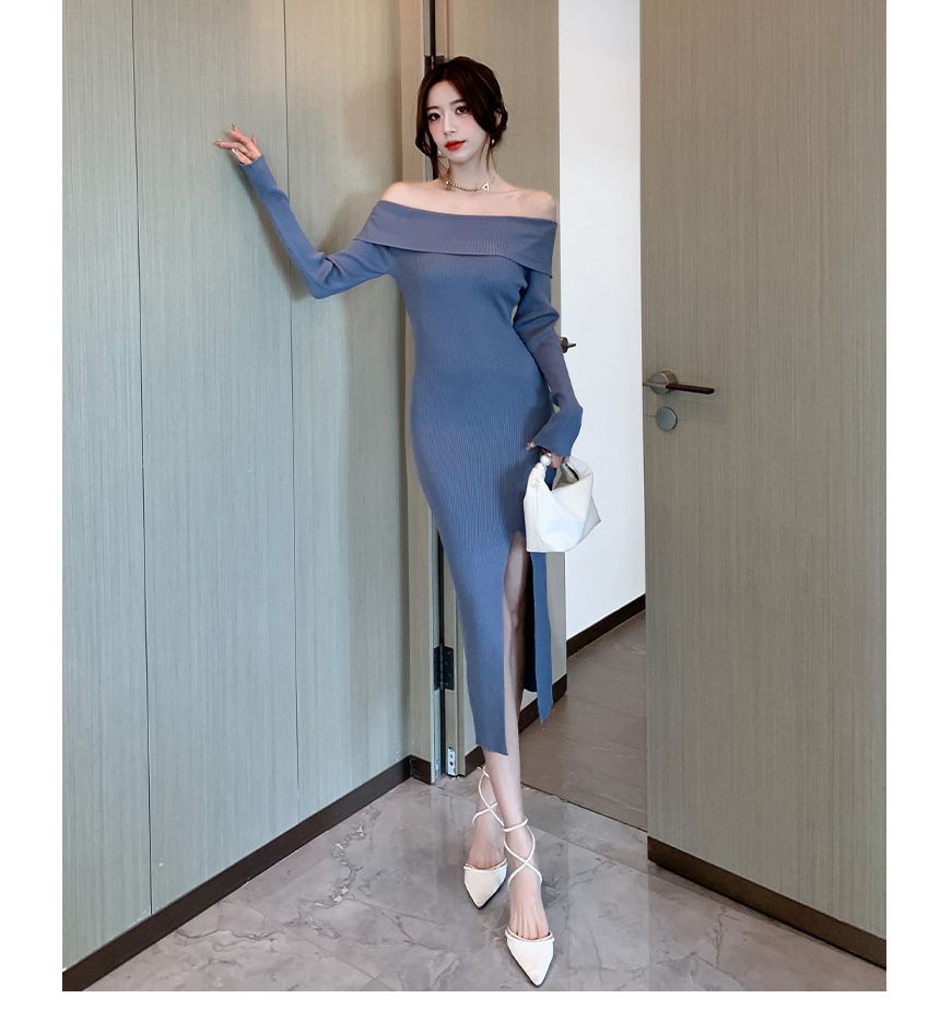 Yilda - Lange mouw off-shoulder effen gebreide midi-jurk met zijsplit