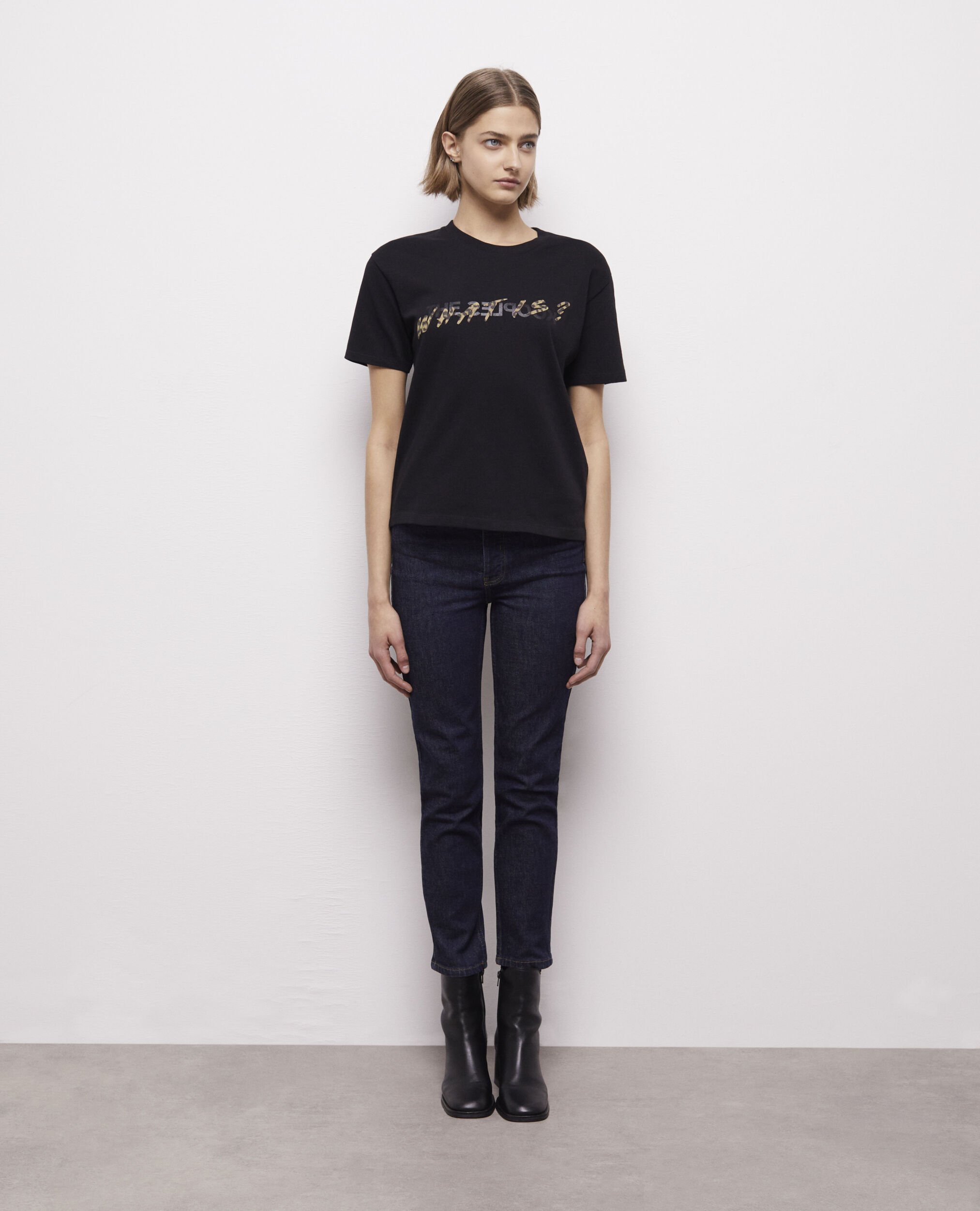T-shirt What is noir et léopard
