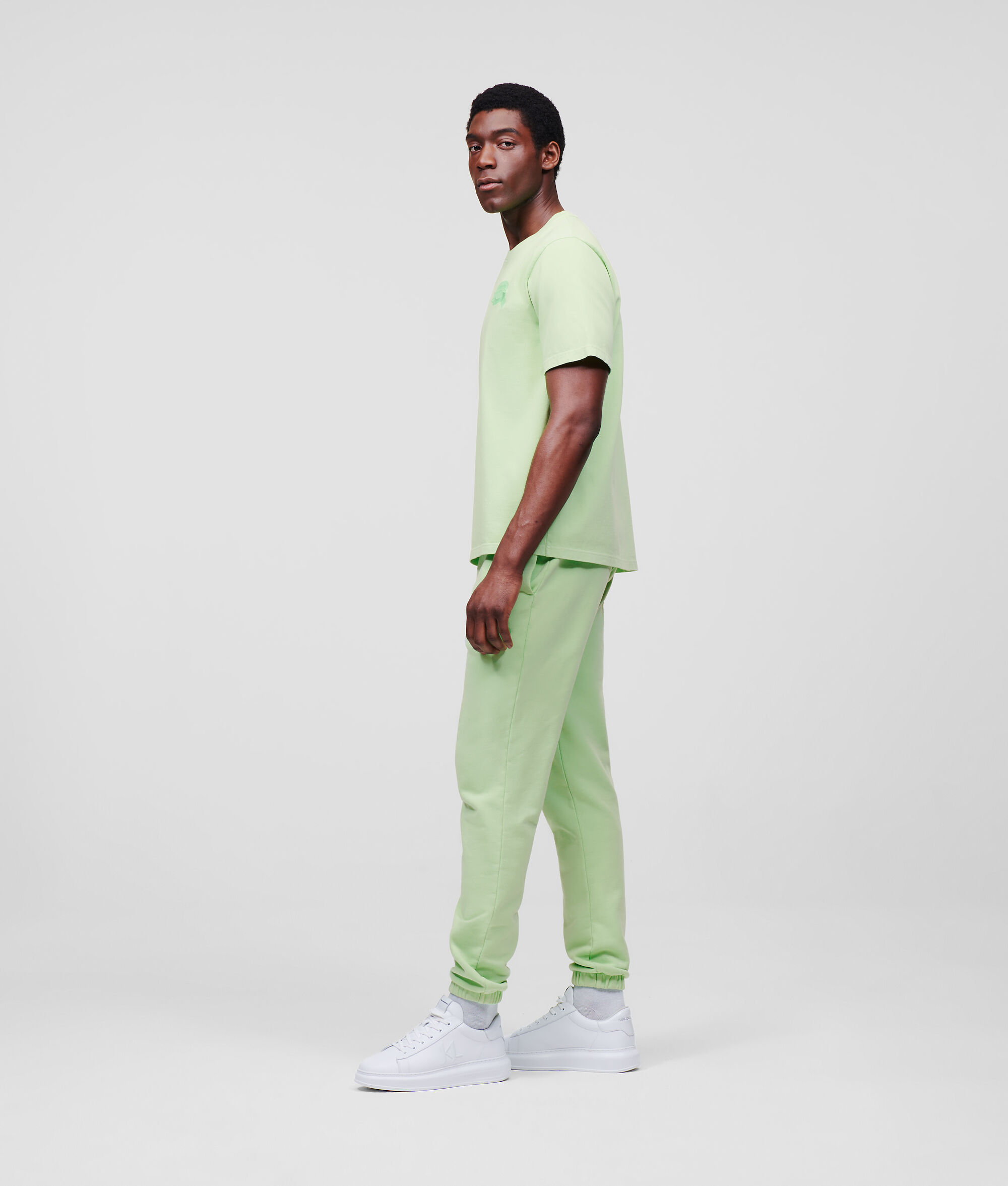 T-SHIRT TON SUR TON AVEC ÉCUSSON KARL IKONIK