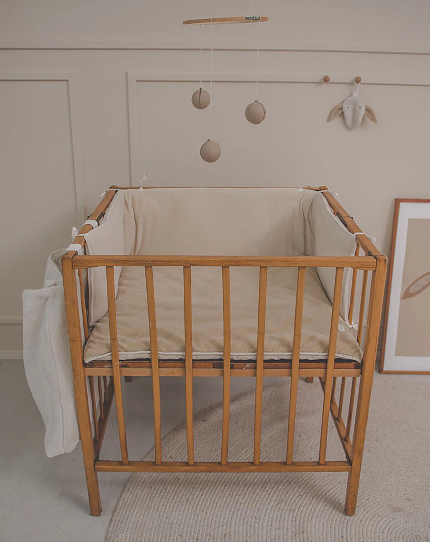 Krabbeldecke ODDI (75x95) in grain/warm white