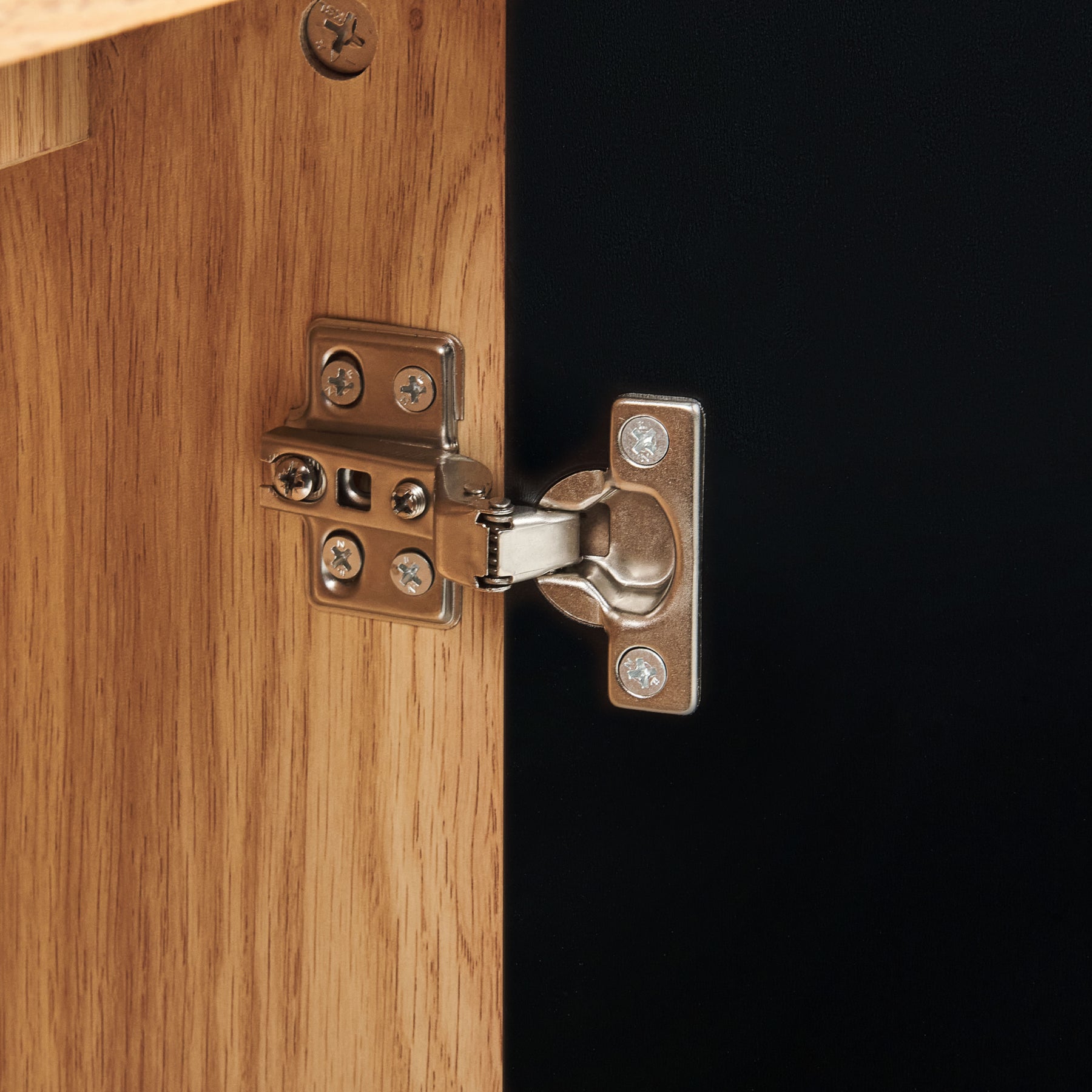 Beliani - BRISTOW - Dressoir - Lichtbruin|Zwart - Hout