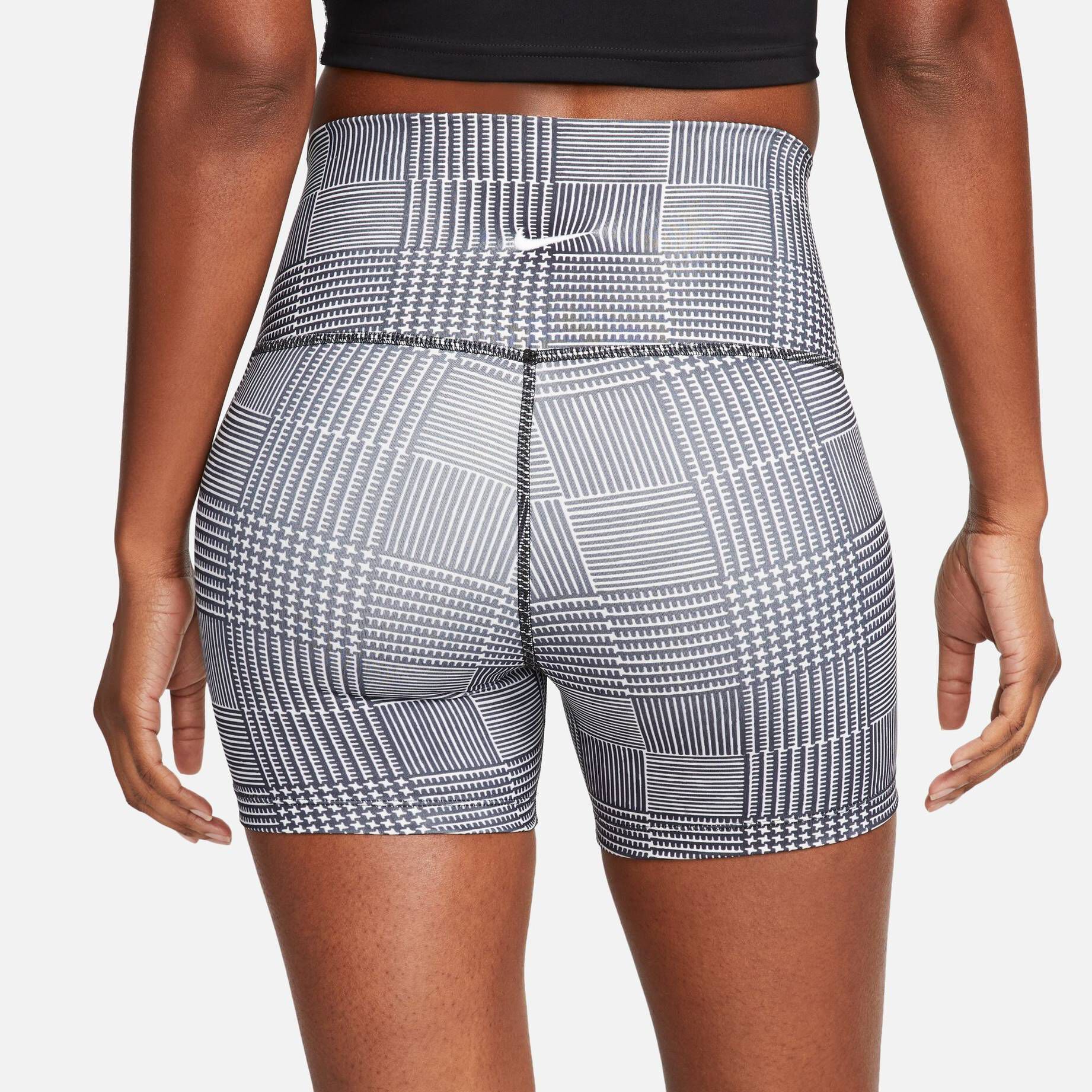 Nike| Damen Short YOGA TIGHTS