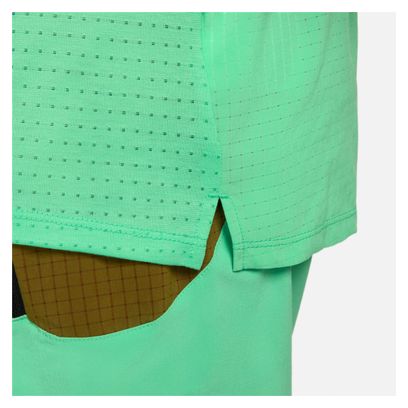 Maillot manches courtes Nike Dri-Fit Trail Solar Chase Vert