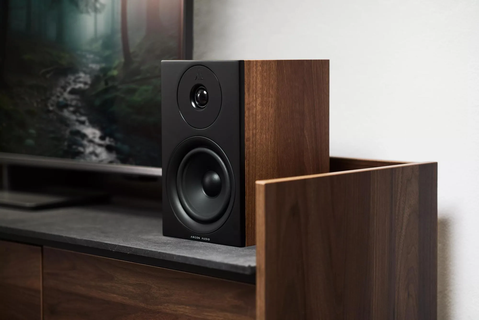 Argon Audio Forus 5 Noyer (la paire) Enceintes bibliothèque