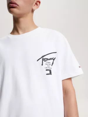 Camiseta clássica com logo nas costas