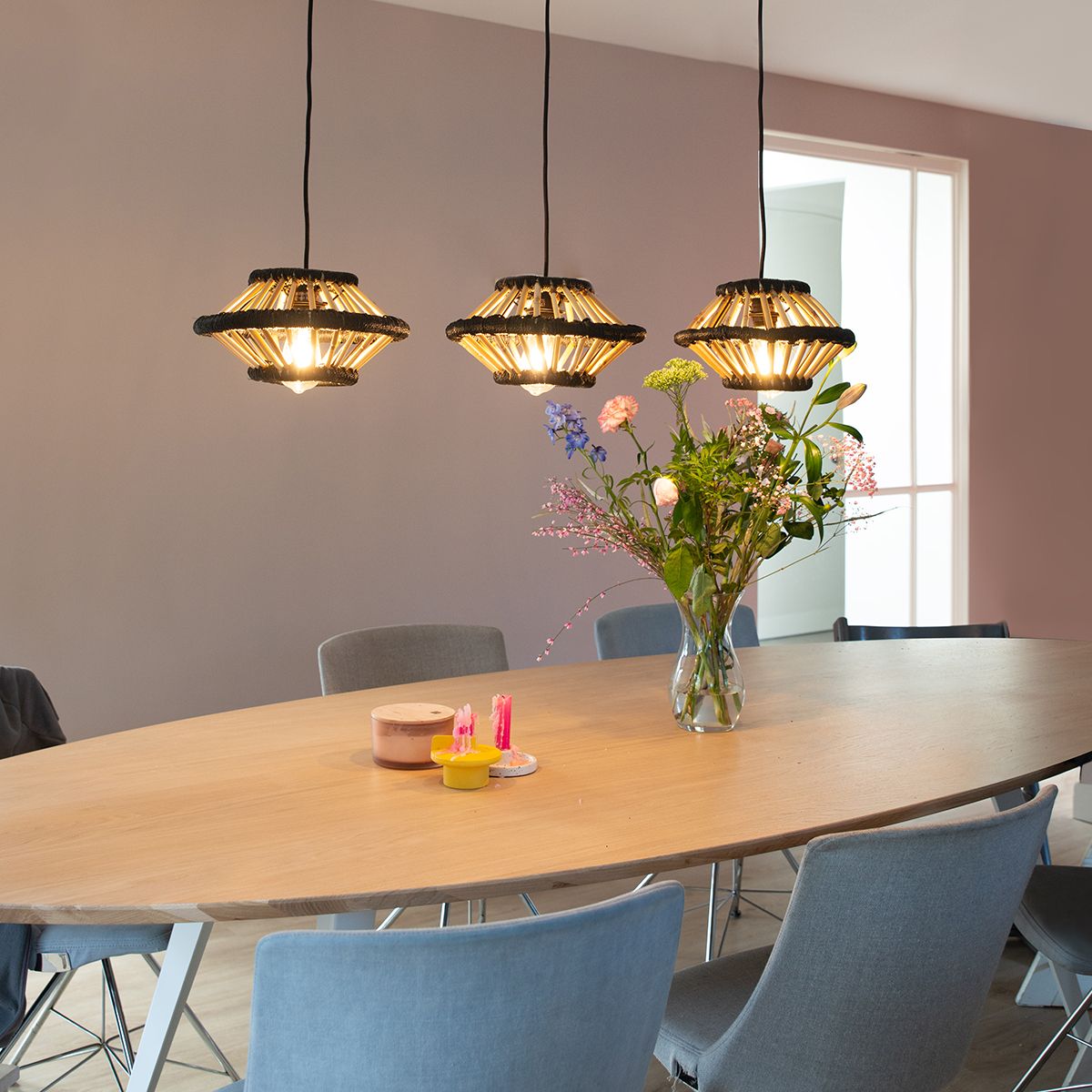 Oosterse hanglamp bamboe met zwart langwerpig 3-lichts - Evalin