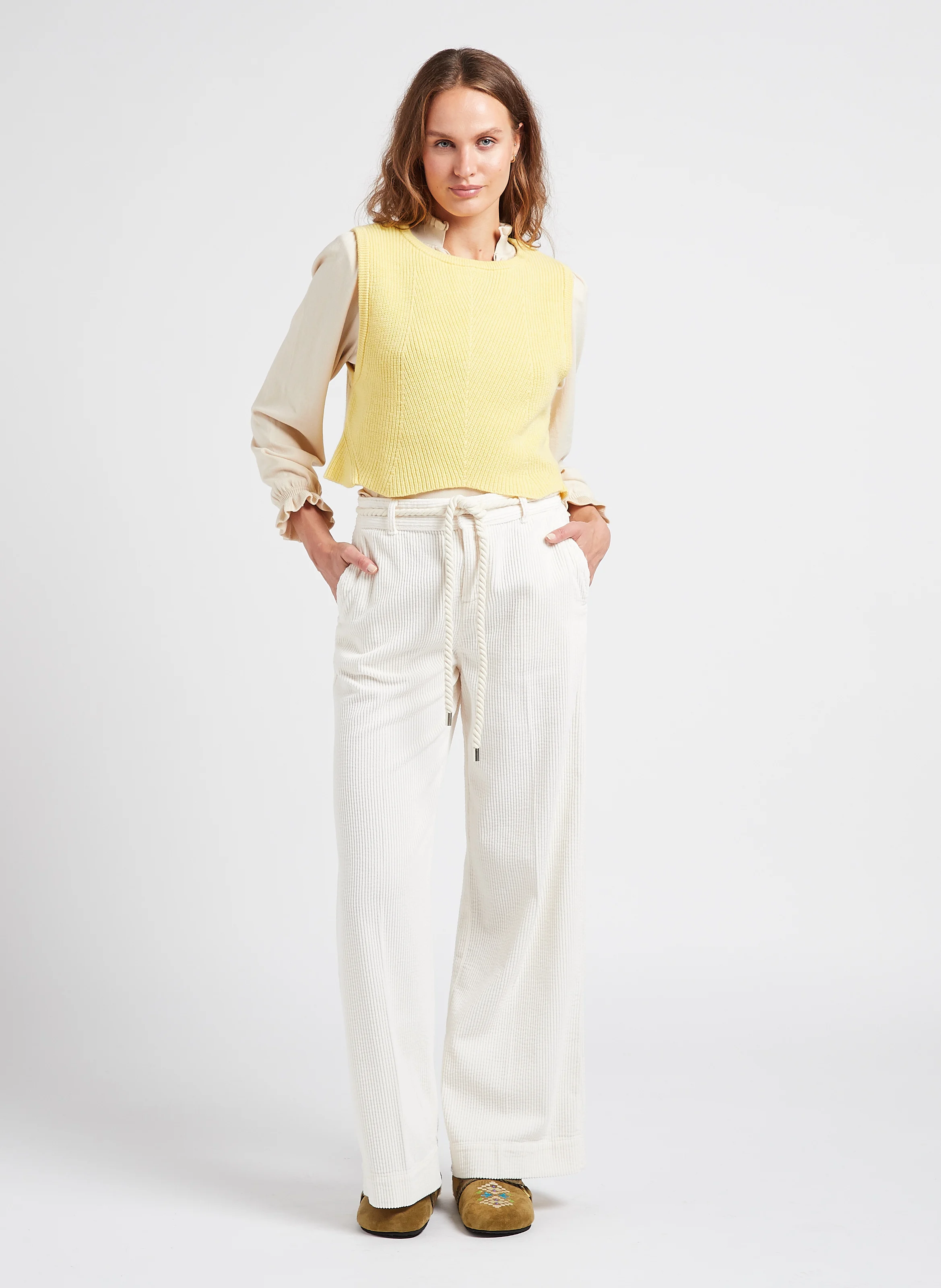 ANNIE - Pull court sans manches en laine et cachemire | Jaune