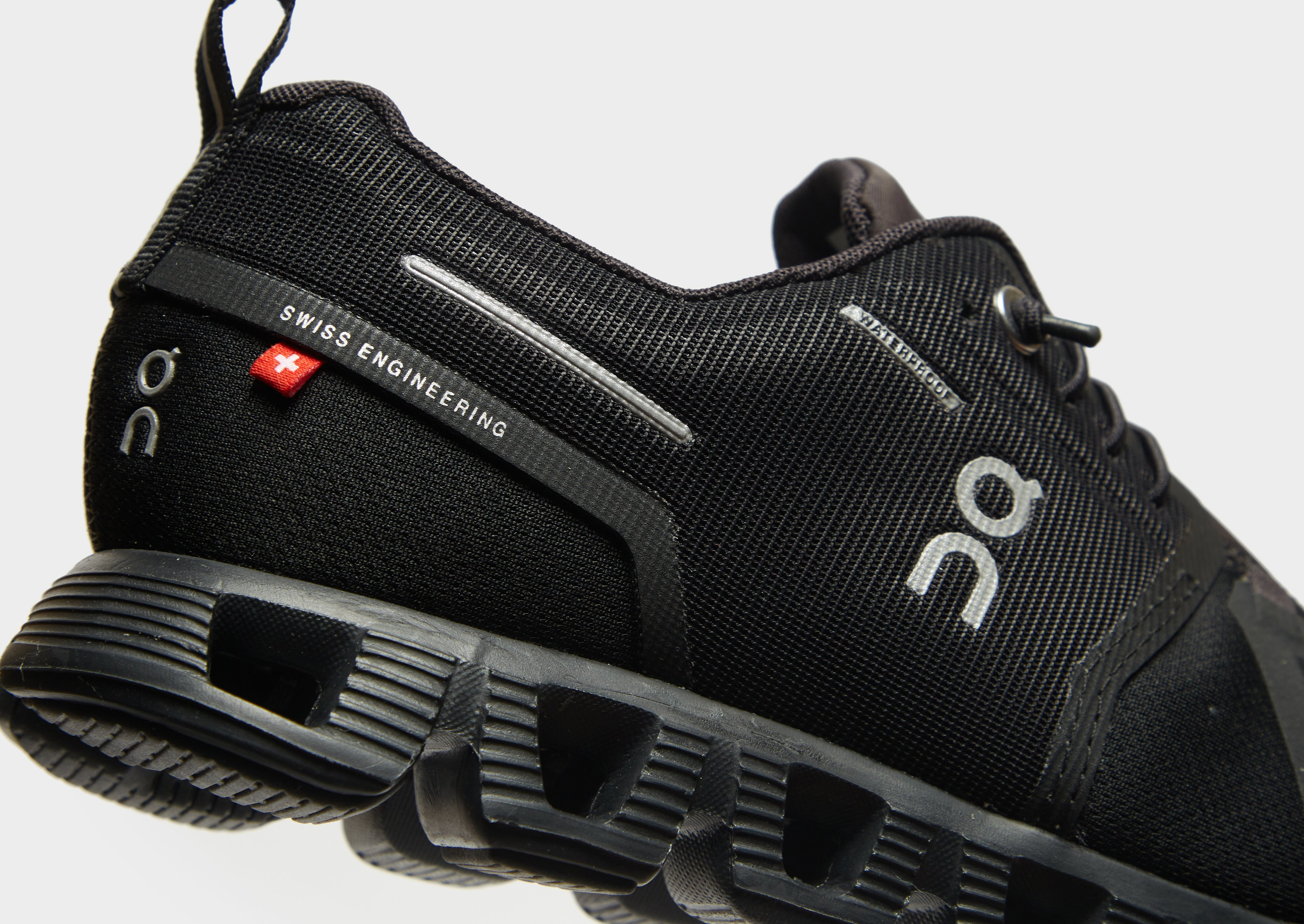 On Running Cloud 5 Waterproof Femme
