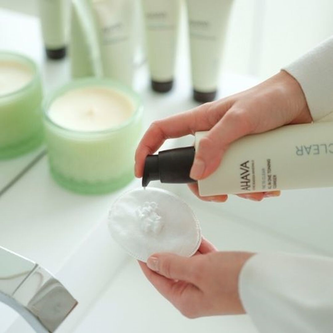 Time To Clear All In One Toning Cleanser - 250ml