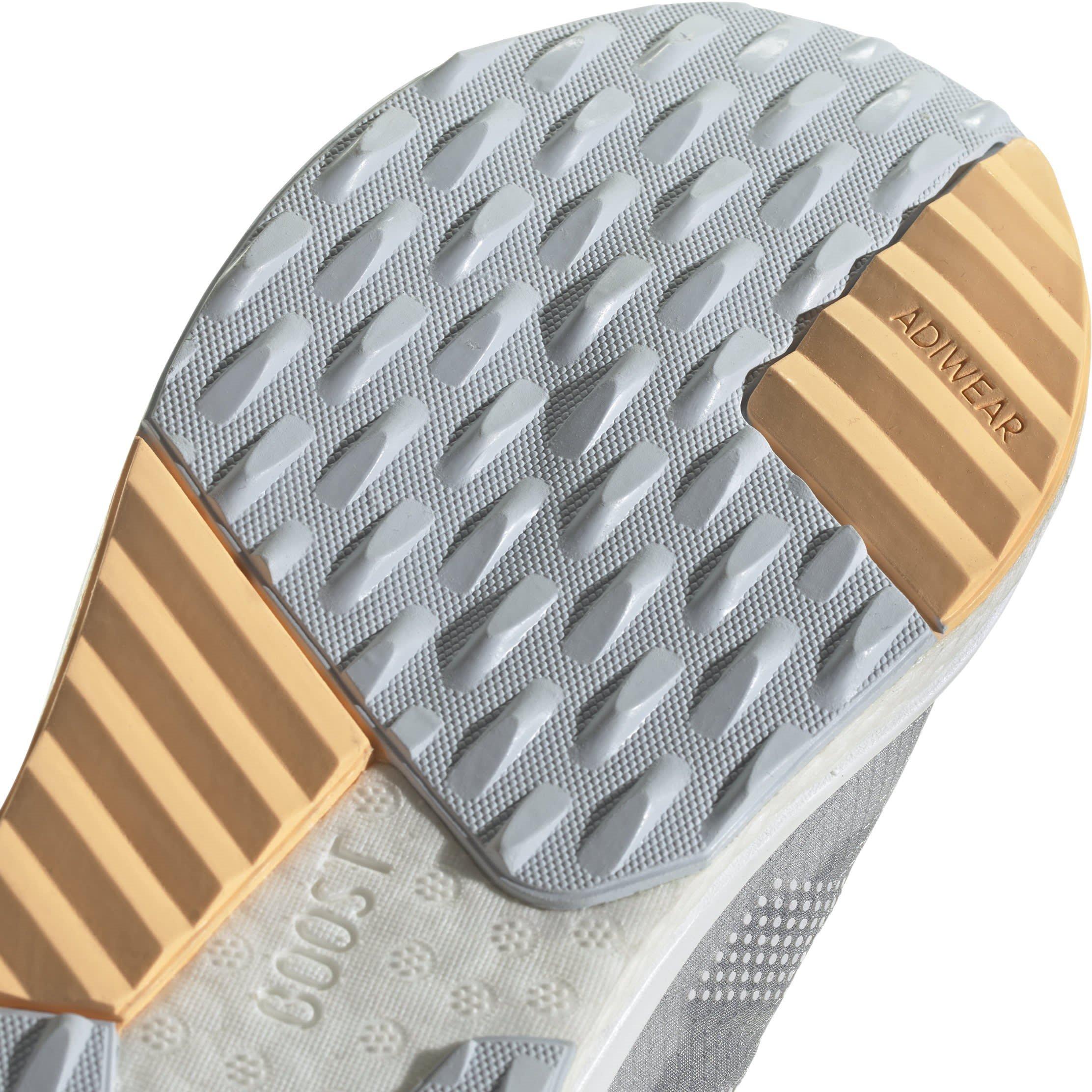 adidas Avryn Low Trainers