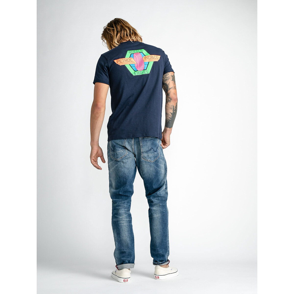 INDÚSTRIAS PETROLÍFERAS<br>Jeans Russel Regular Tapered fit