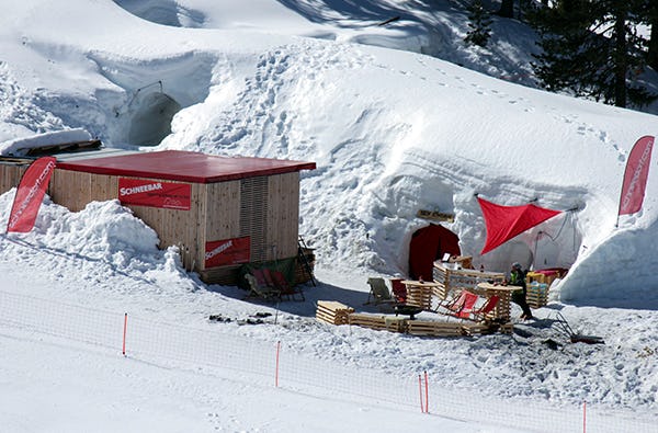 Iglu-Übernachtung in Ötz als außergewöhnliche Geschenkidee