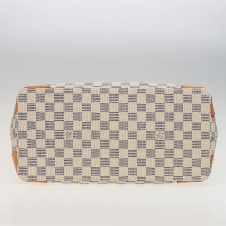 Louis Vuitton Vintage Louis Vuitton Hampstead White