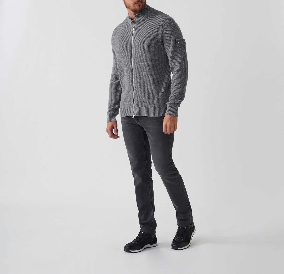 Gilet zippé gris 