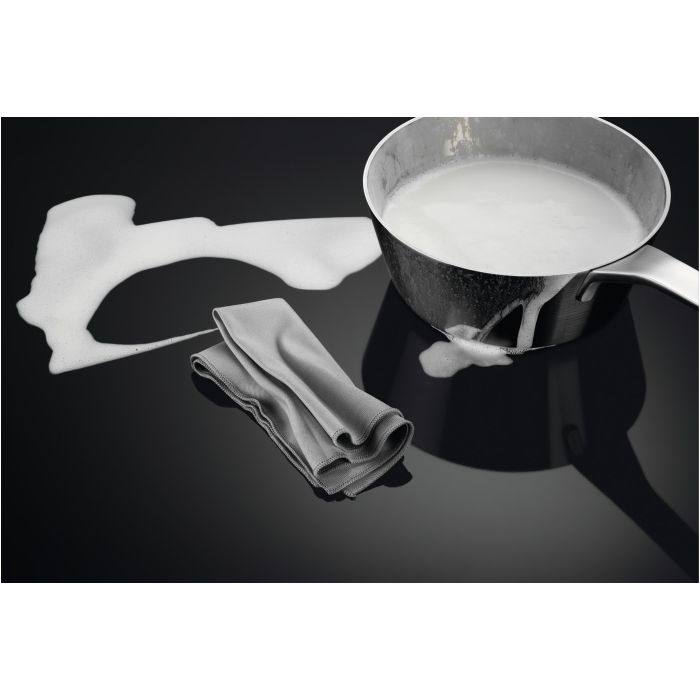 AEG Induktions-Kochfeld Serie 7000 SenseBoil® IAS8442SXB // 70€ Cashback