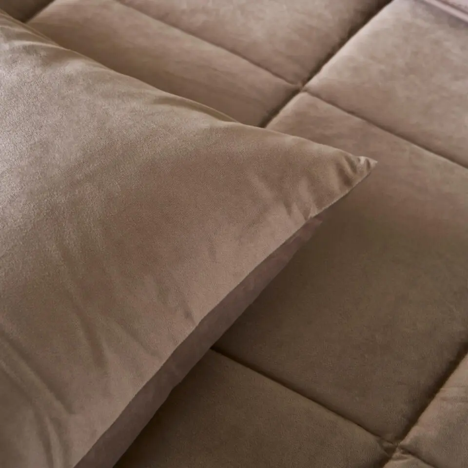Dekbed zonder Overtrek Velvet 240x200 – Superzacht & Wasbaar – Taupe