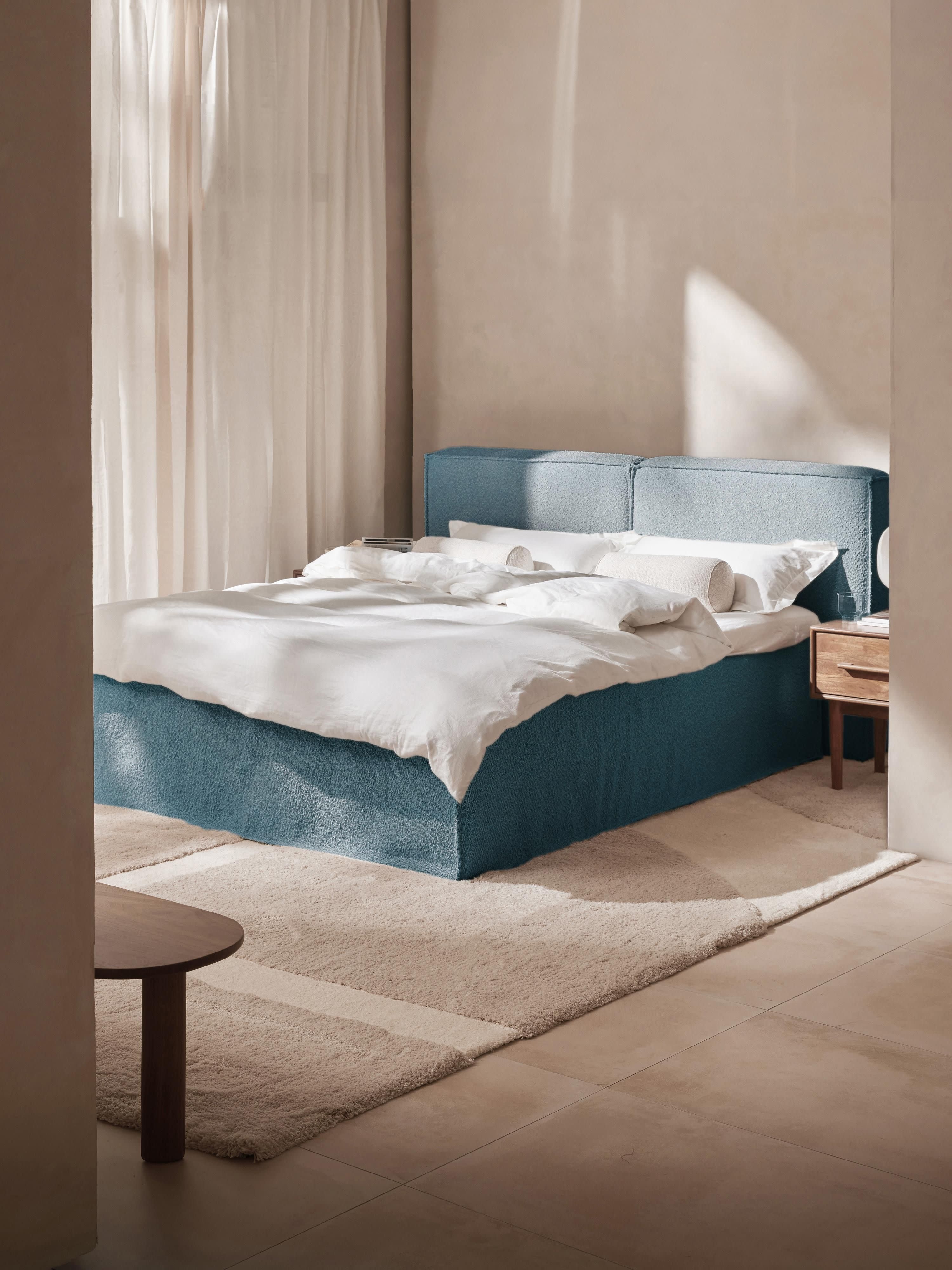 Bouclé boxspring bed Lennon