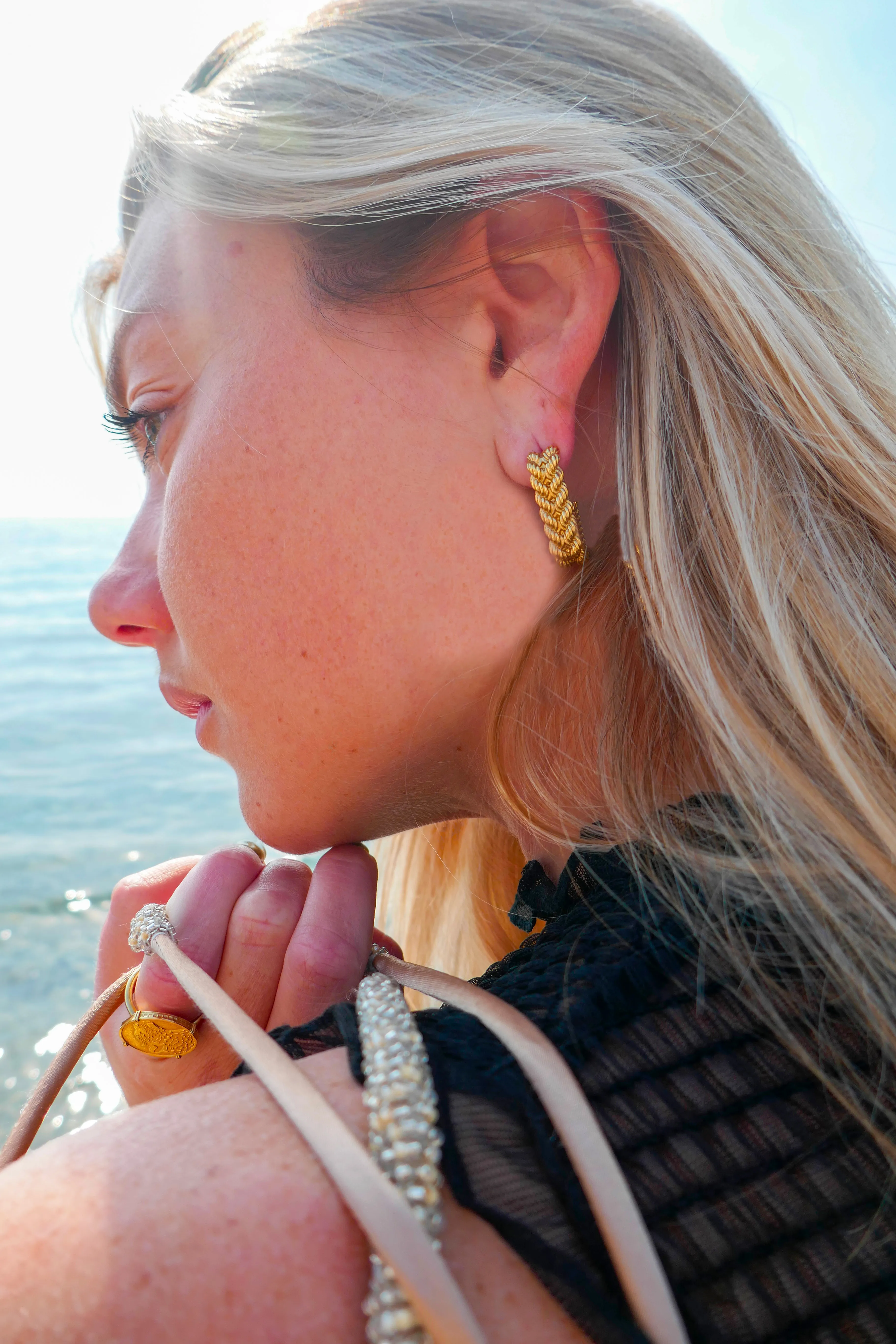 Boucles d'oreilles J Bénédicte Paris