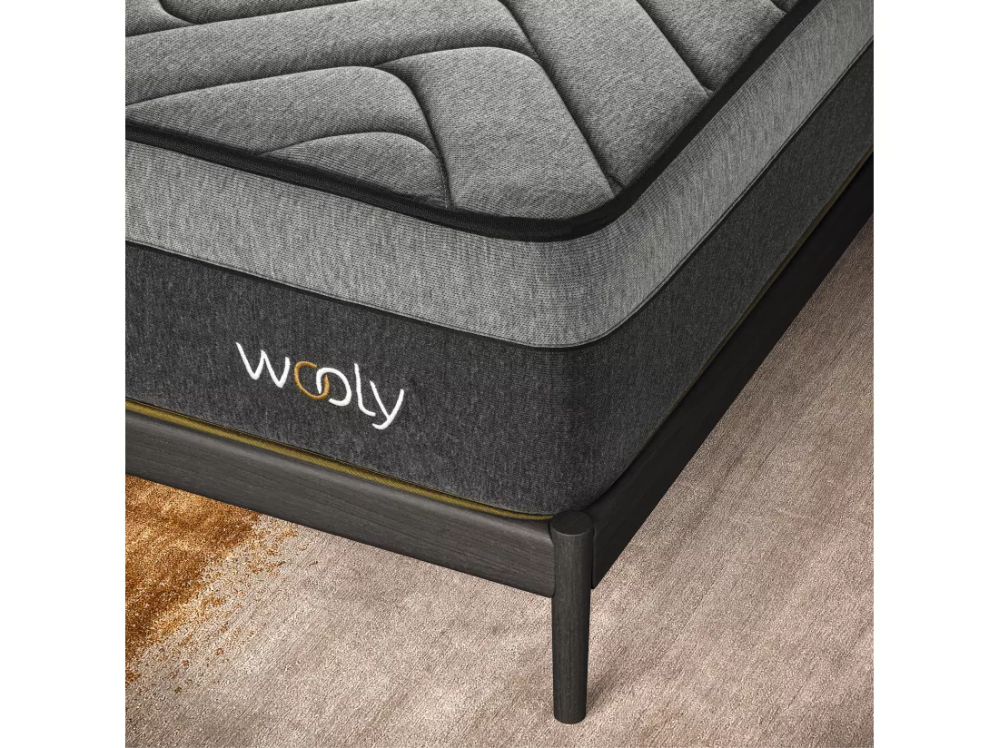 Matelas Wooly Level 140x200 cm - Hybride - 30 CM - Ressorts ensachés - Thermorégulant - Mousse en mémoire de Gel rafraîchissant - HR - Laine - Latex