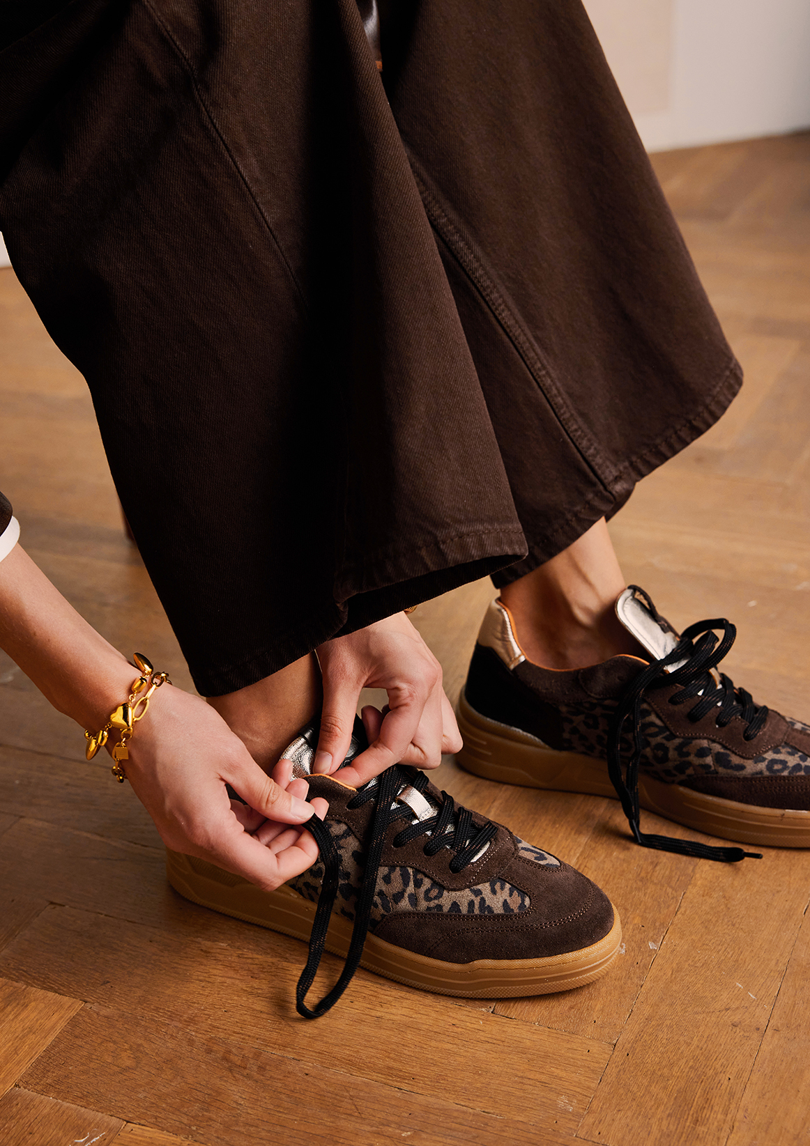 Leopard suède sneakers