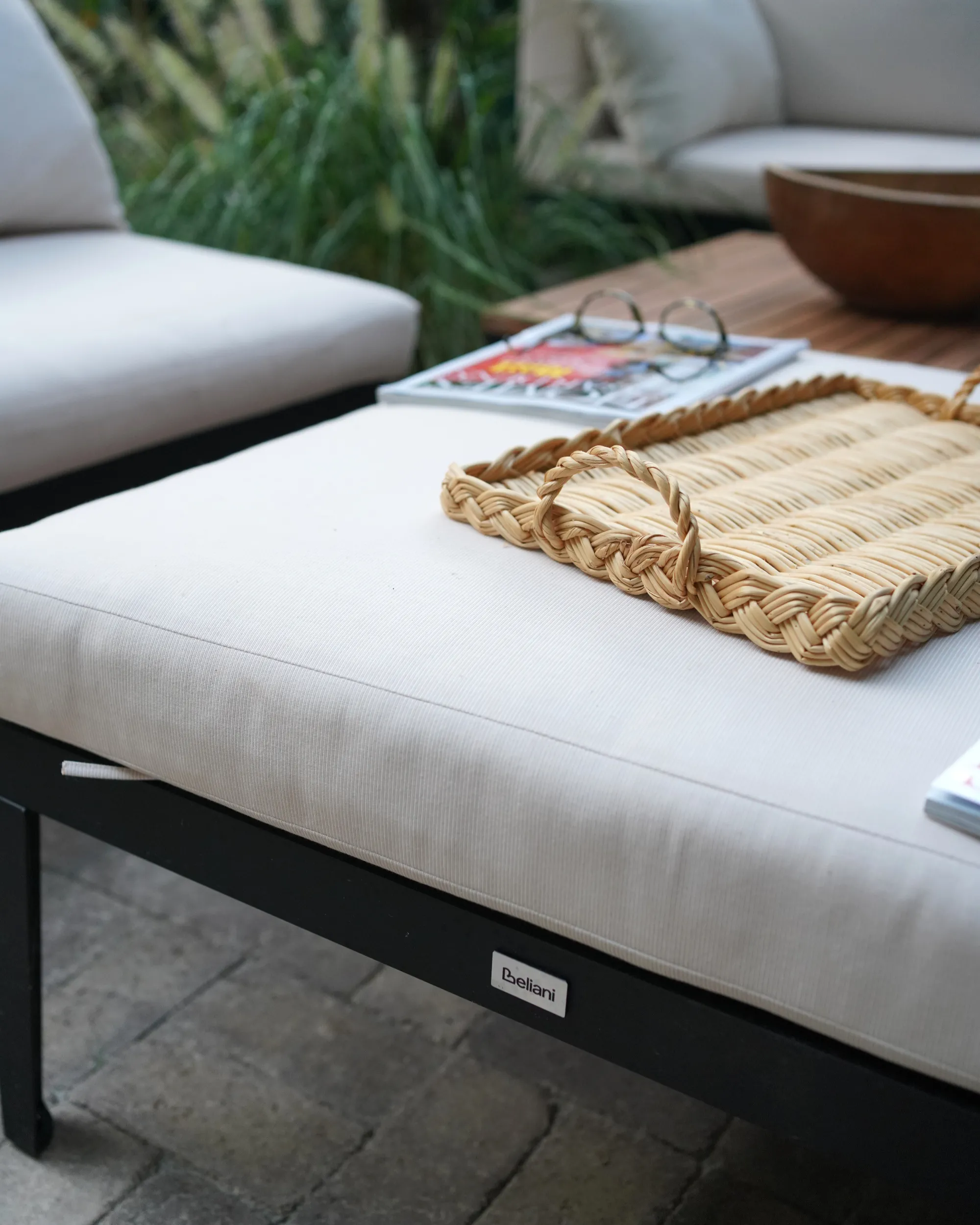 Loungeset met tafel en ottomaan 4-zits BRACCIANO linkszijdig Gecertificeerd acaciahout Lichtbeige