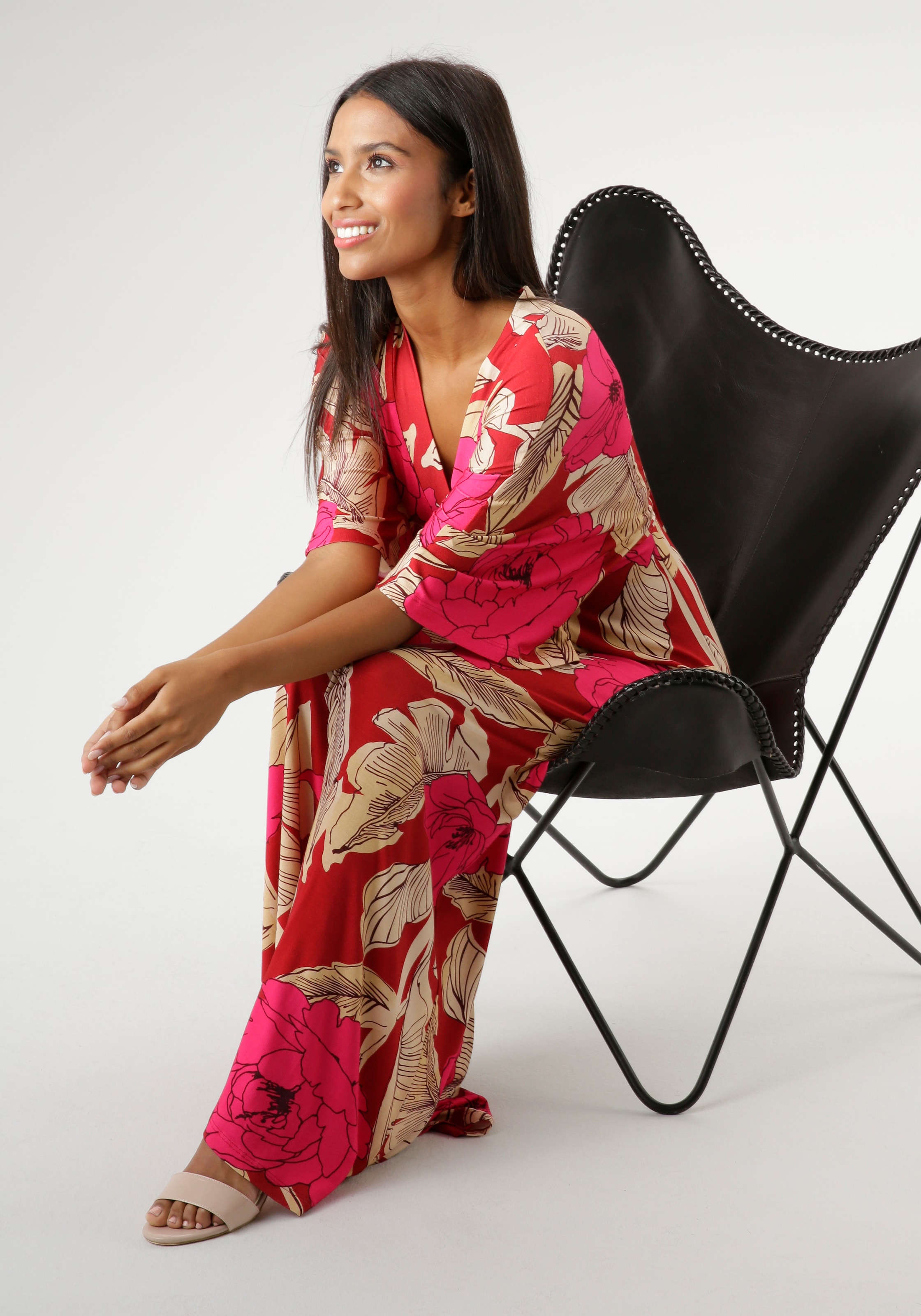 Aniston SELECTED Sommerkleid mit grossflächigem Blüten- und Blätterdruck