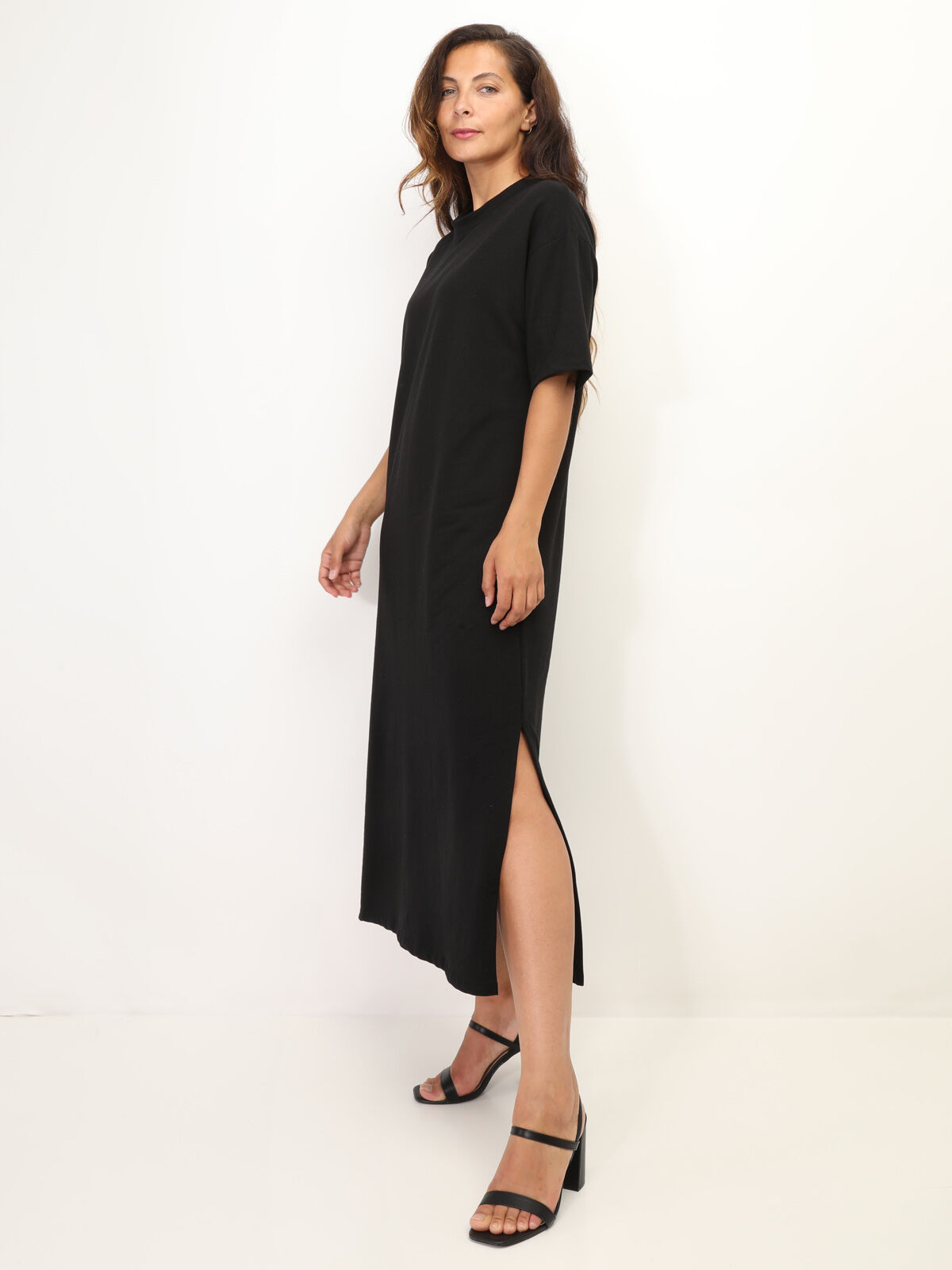 Robe T-shirt à fentes- Noir