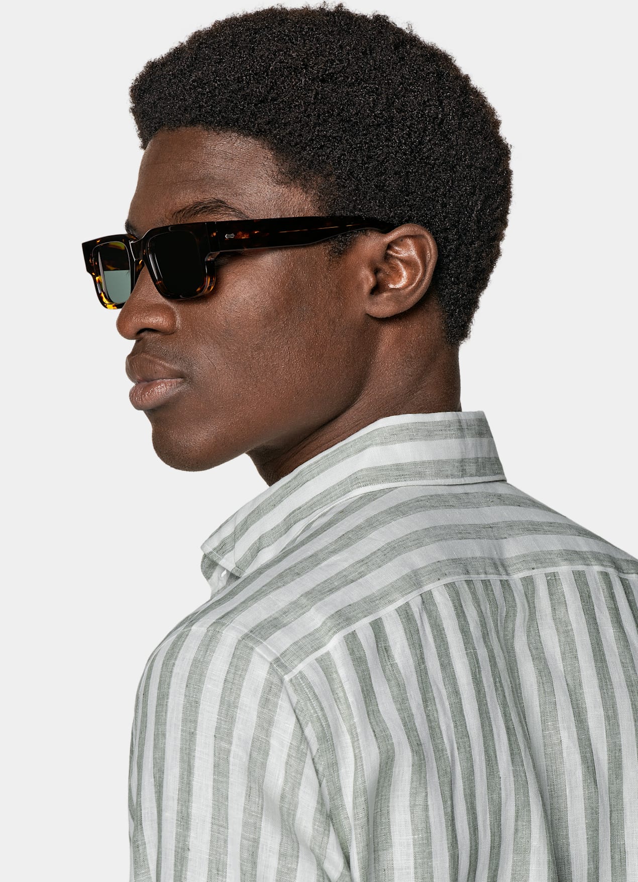 Chemise coupe ajustée vert clair à rayures