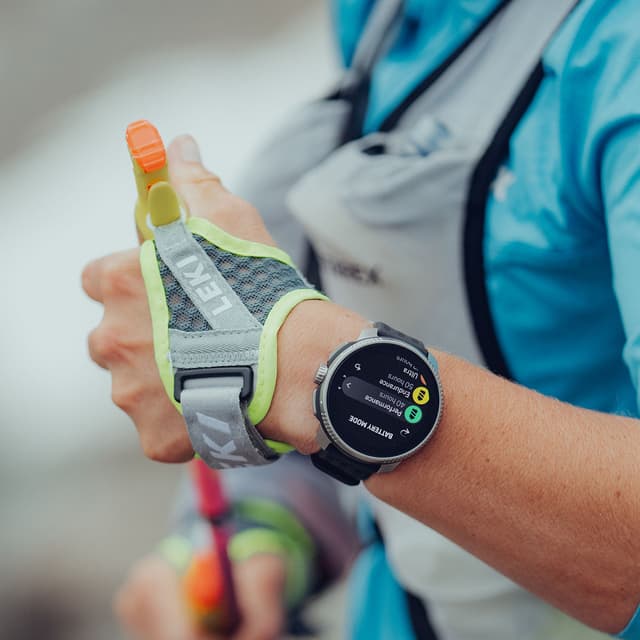 Suunto Race sportsur 49 mm (titaniumkul)