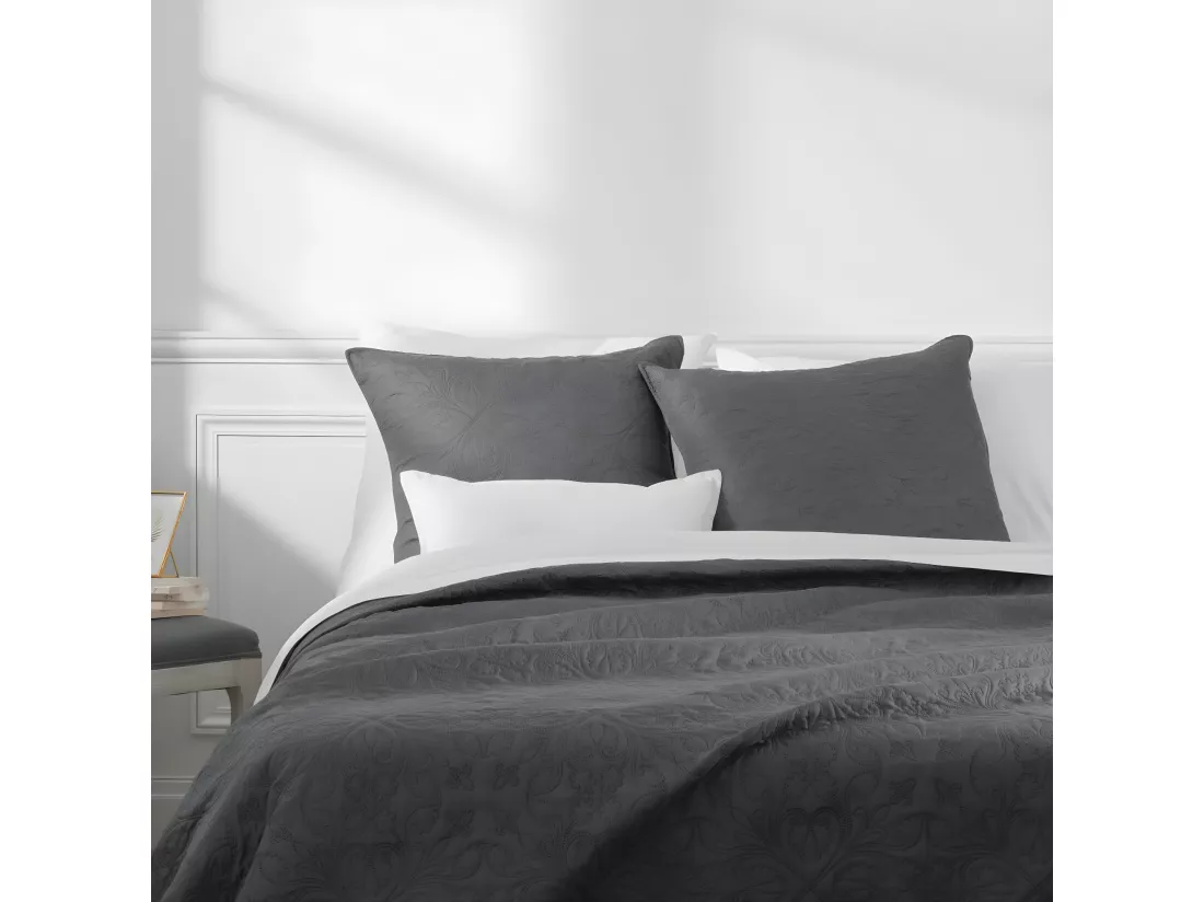 Dessus de lit Gris foncé motif Arabesque 240 x 260 avec 2 Taies