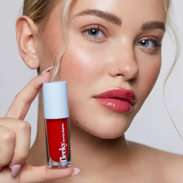 Plumpy Lip Gloss Cherry Red #3