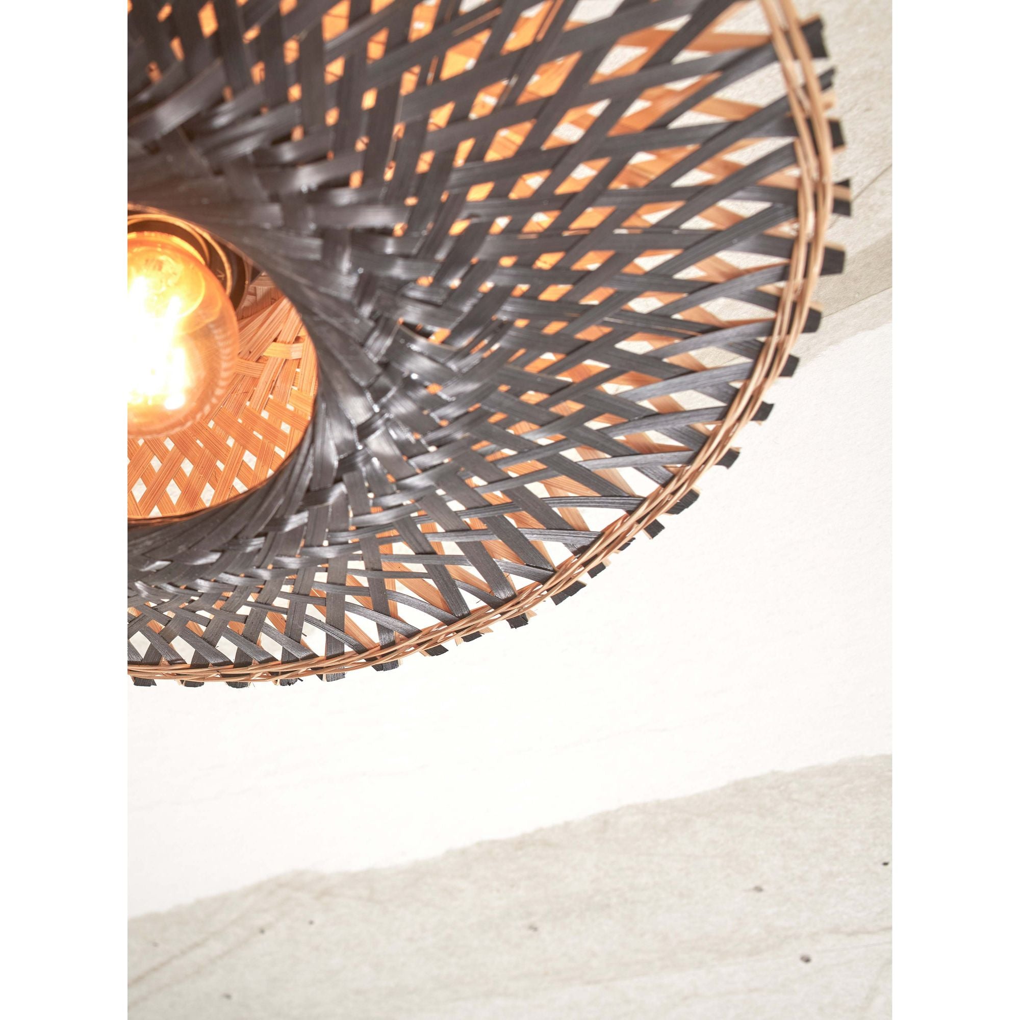 GOOD&MOJO Kalimantan Plafondlamp - Ã30cm - Zwart / Bamboe