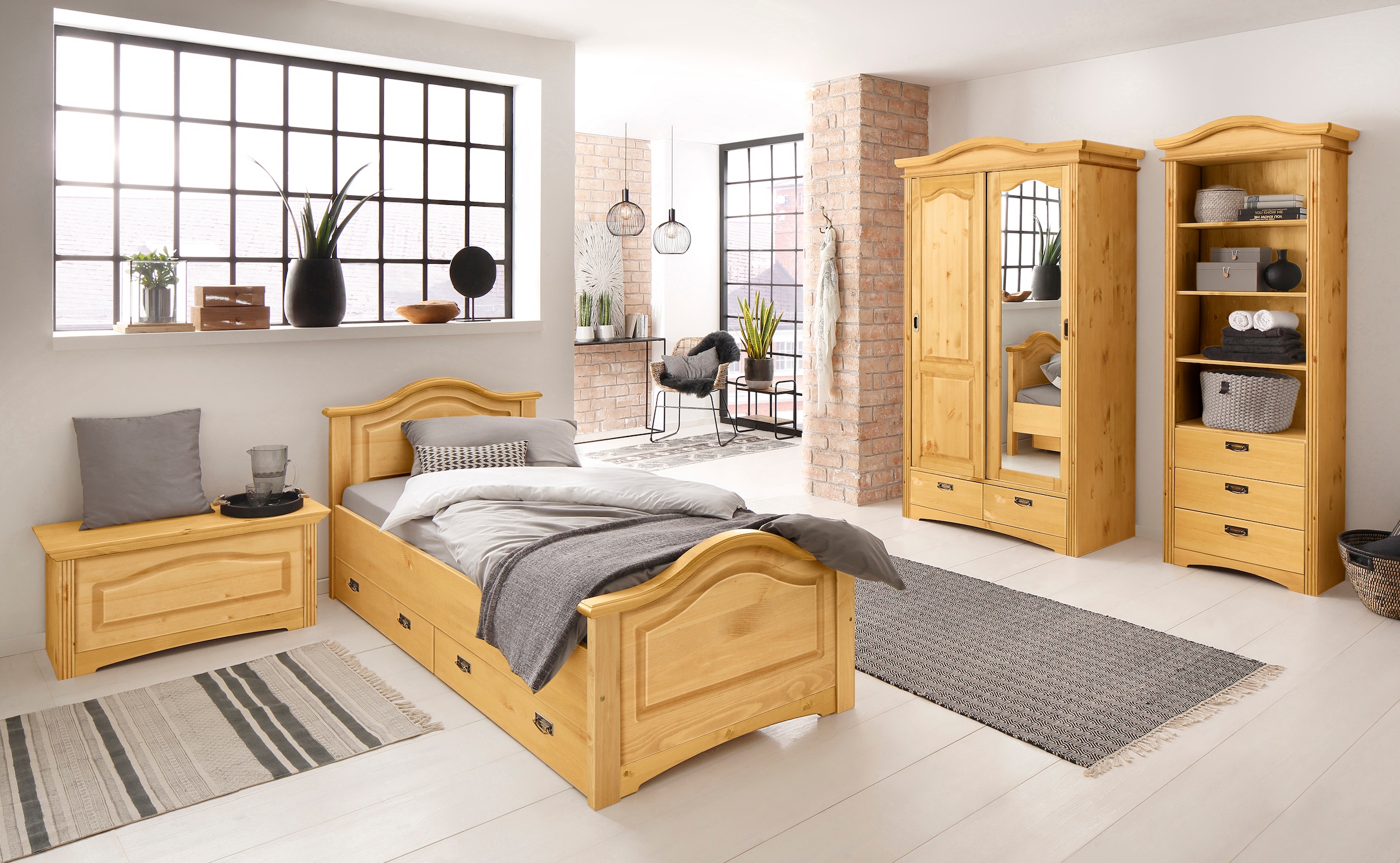Home affaire Schiebetürenschrank »Konrad« B/H/T ca. 111/207/64 cm,  Breite 111 cm, aus massiver, FSC®-zertifizierter Kiefer