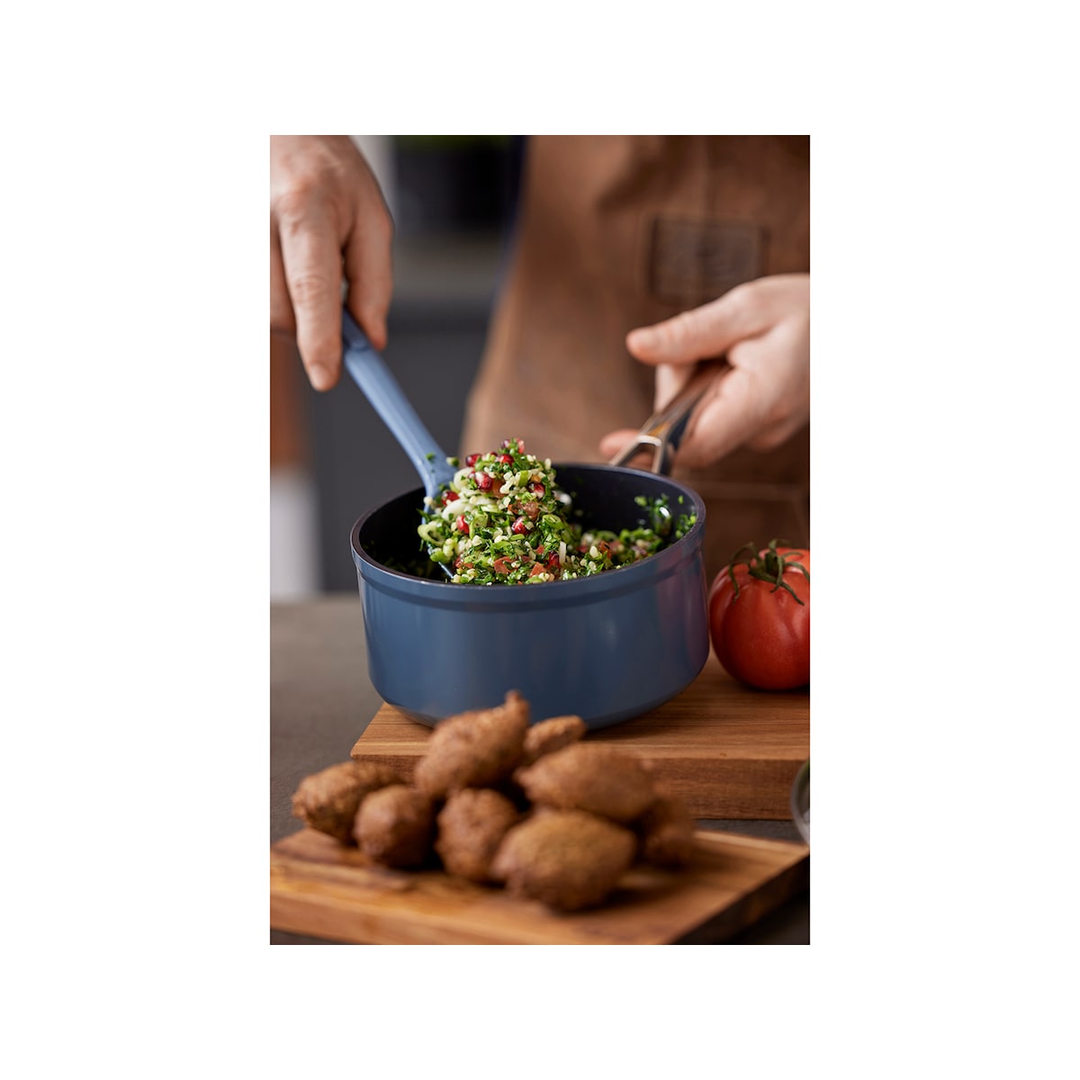 By Tareq Taylor Vivian Saucepan 1.5 liter Indigo