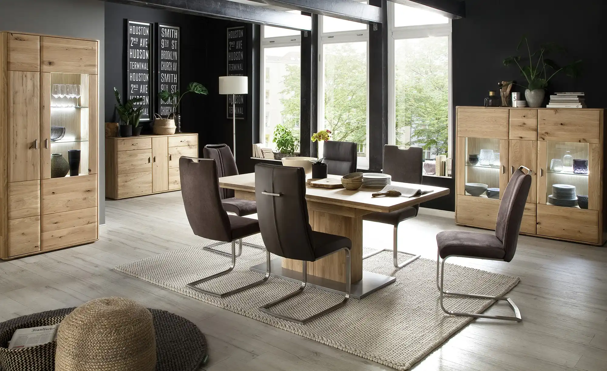 Woodford Highboard Rowa