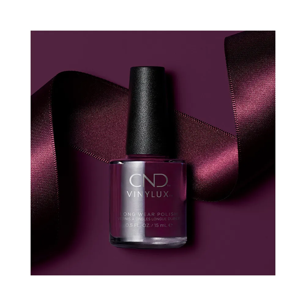 CND Vinylux Feel The Flutter 415 - 15 ml.