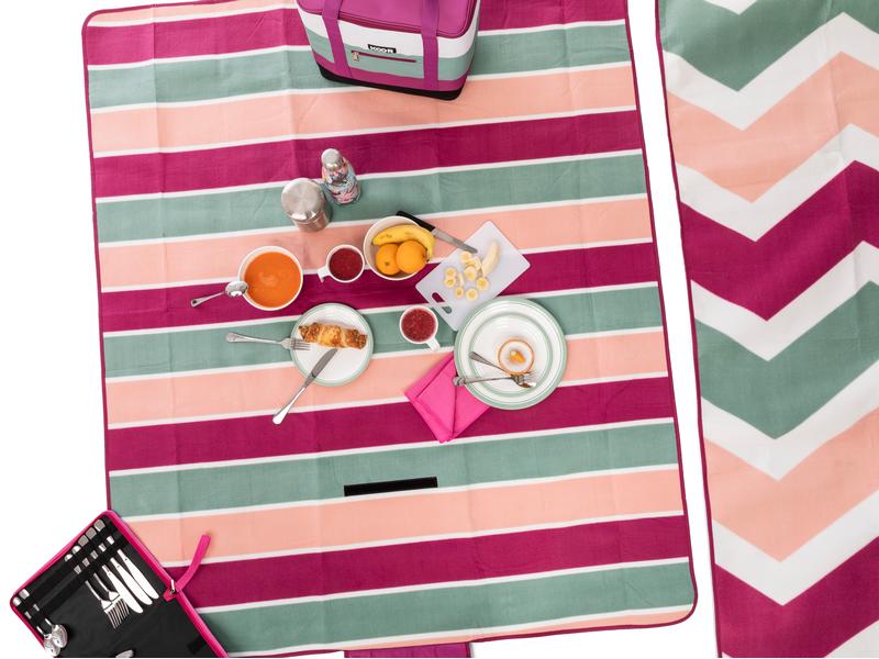 KOOR Picknickdecke Lido-Magenta 135 x 160 cm Modische Picknick-Decke in sommerlichen Trendfarben