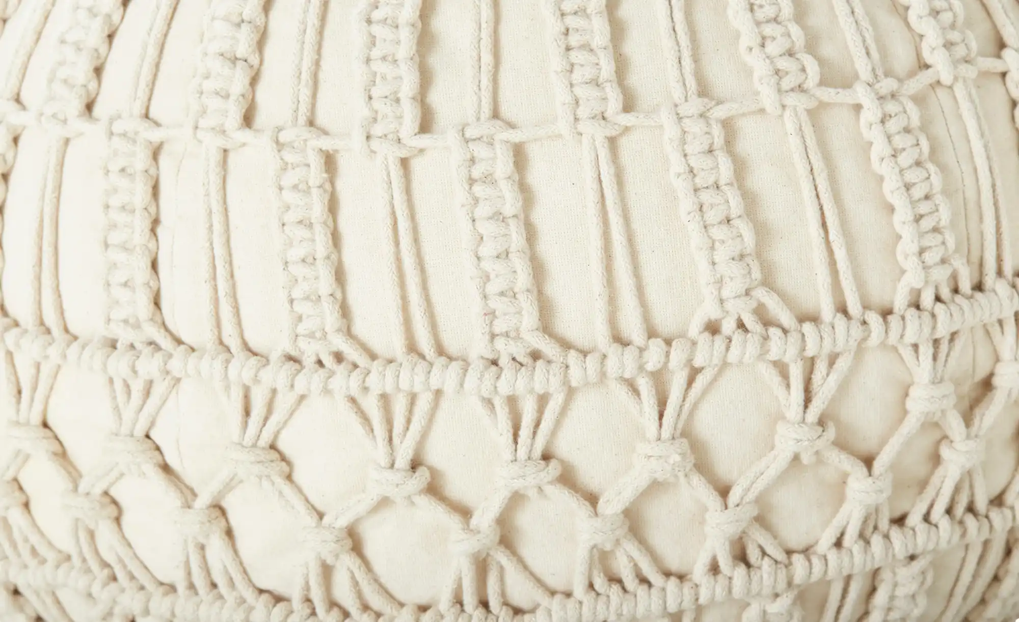 HOME STORY Pouf Macrameoptik