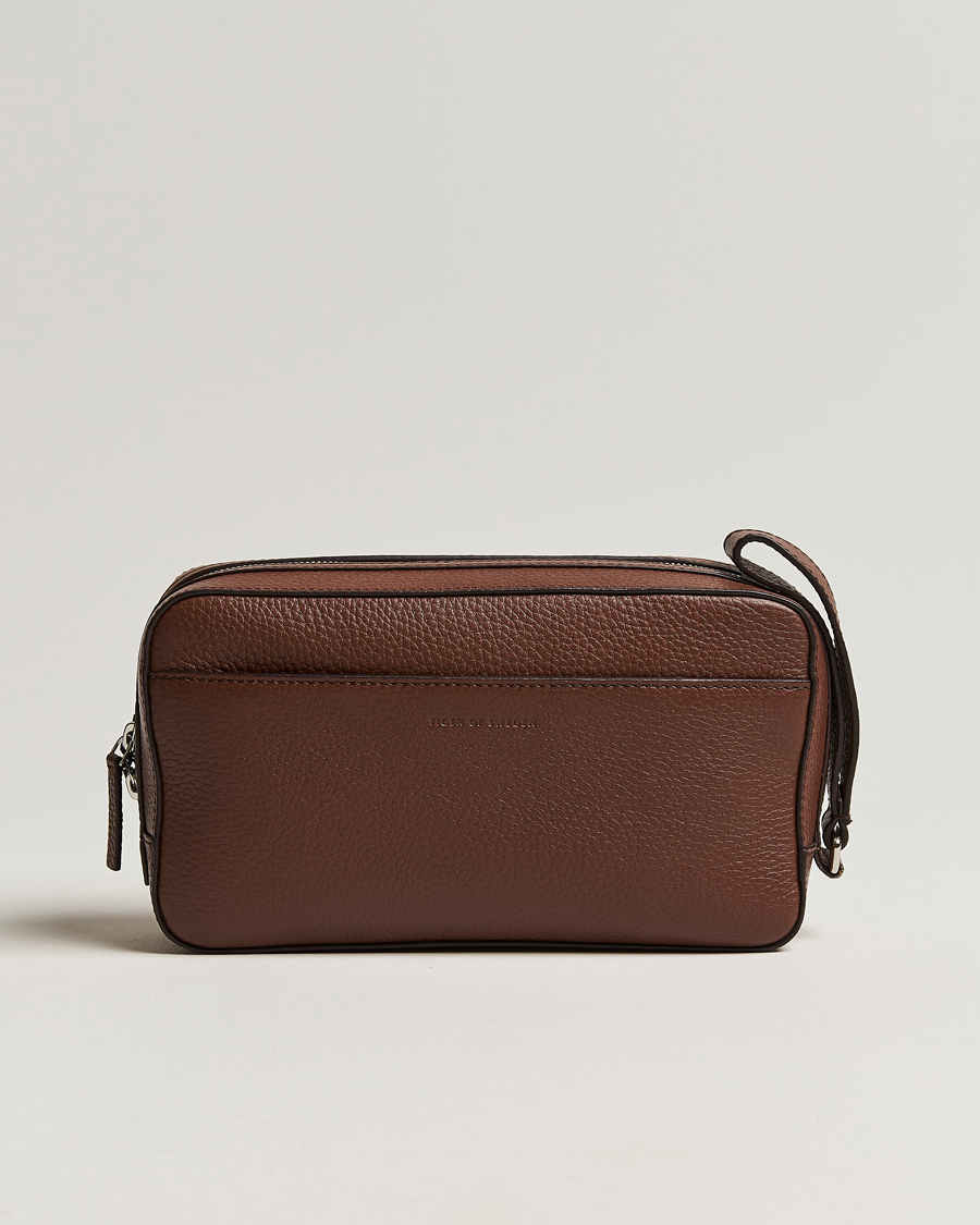 Tiger of Sweden Wes Grained Leather Toilet Bag Brown