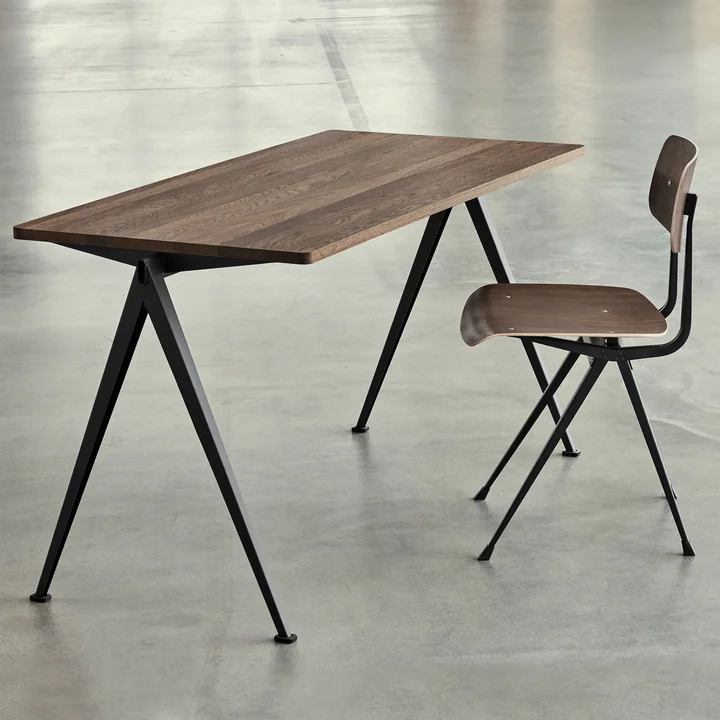 HAY - Result Chair, Eiche forest green gebeizt / schwarz
