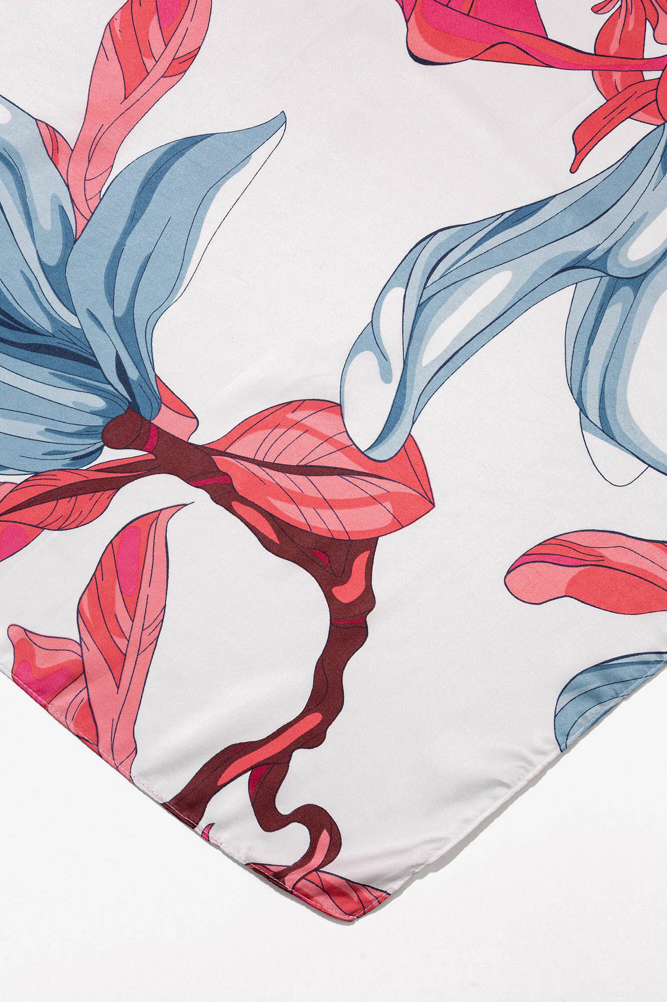 Lenço de cetim estampado