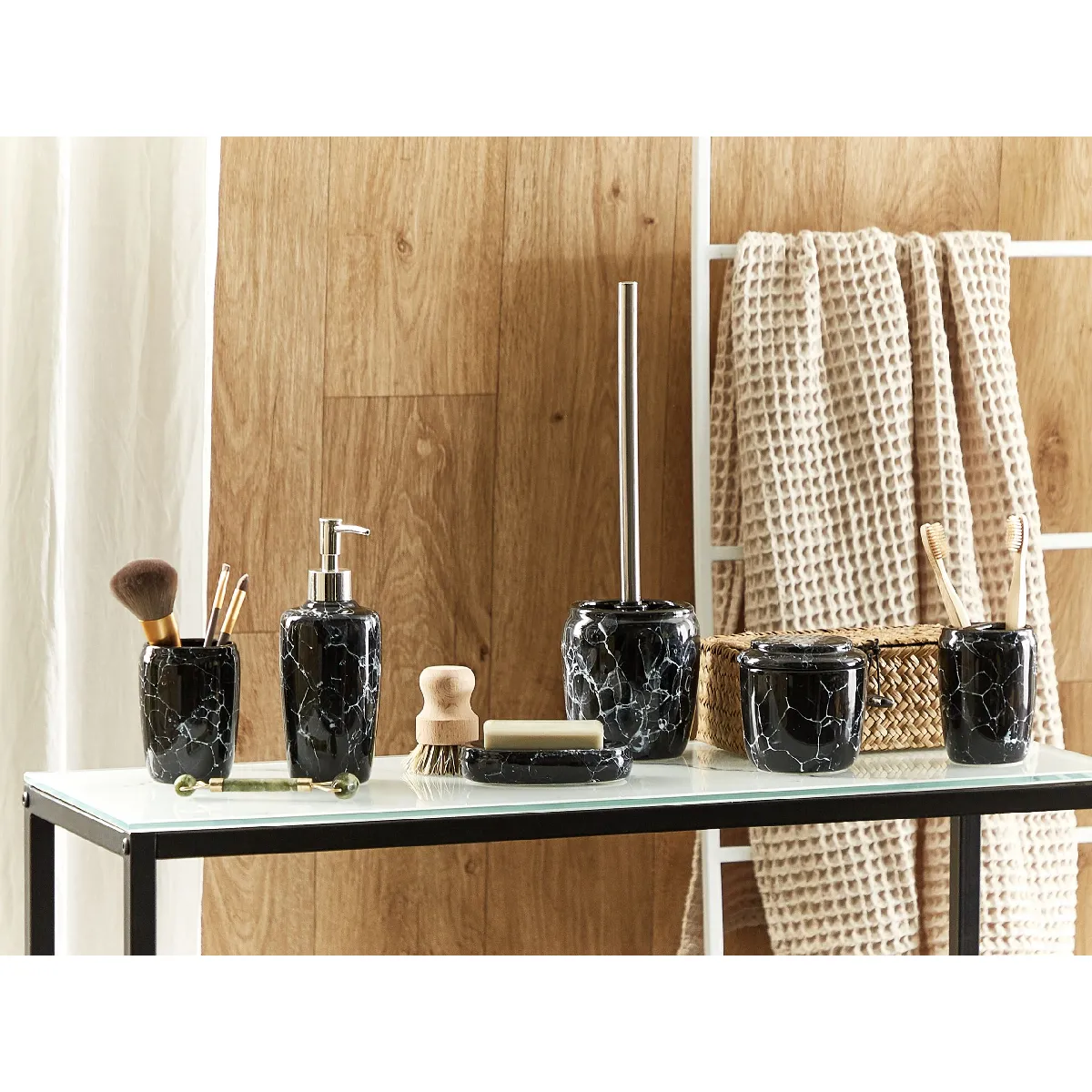 BELIANI Set Accessoires Salle de Bain PALMILLA