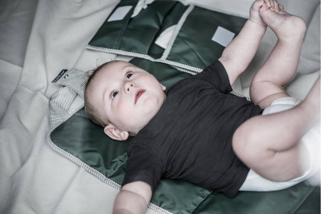 Napper verschoningsmatje + luieretui calming green