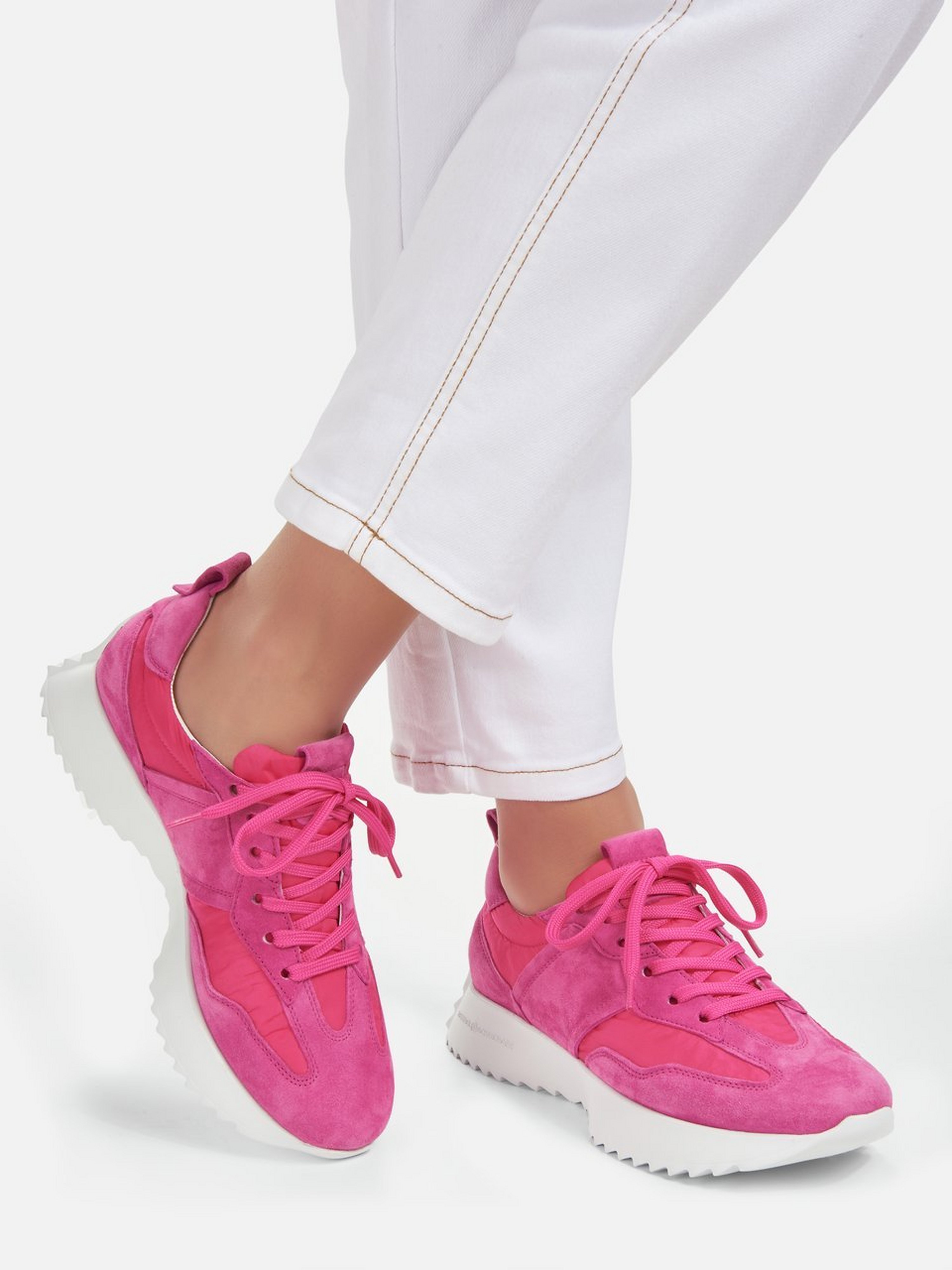 Sneaker