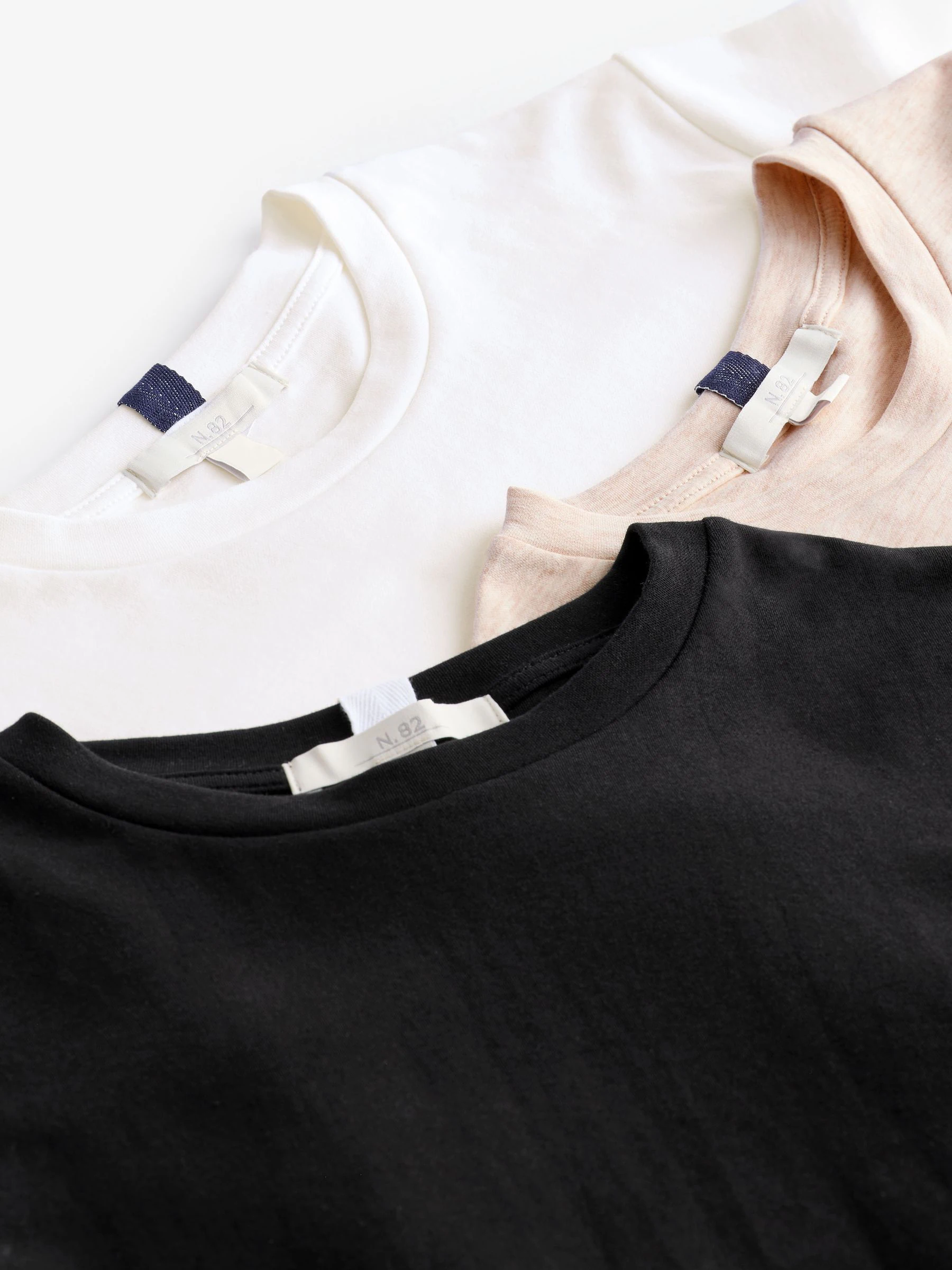 Zwart/wit/nude - Verpakking van 3 basic T-shirts van zware stof