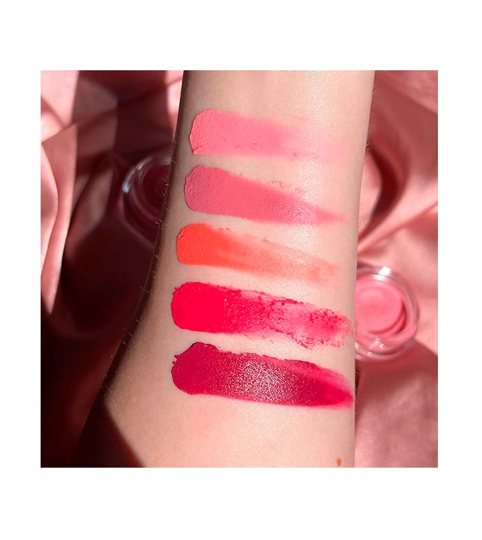 Revolution - Mousse Blush - Squeeze Me Soft Pink