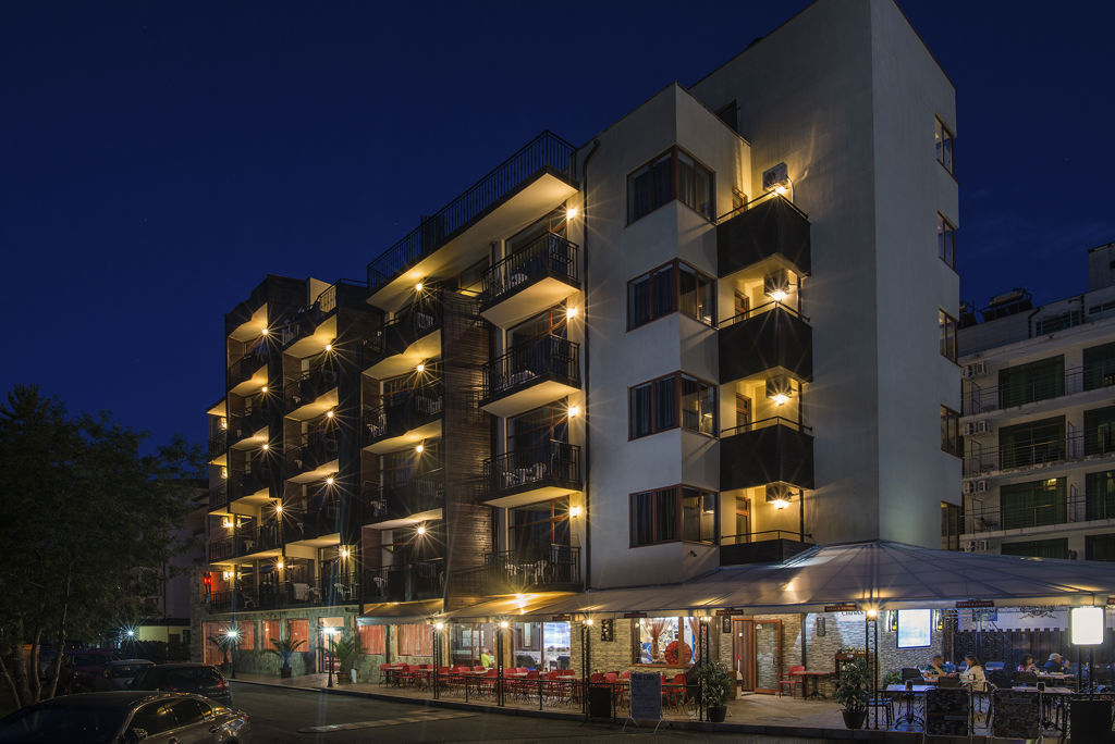 Lira Hotel Logies en ontbijt - Hotel